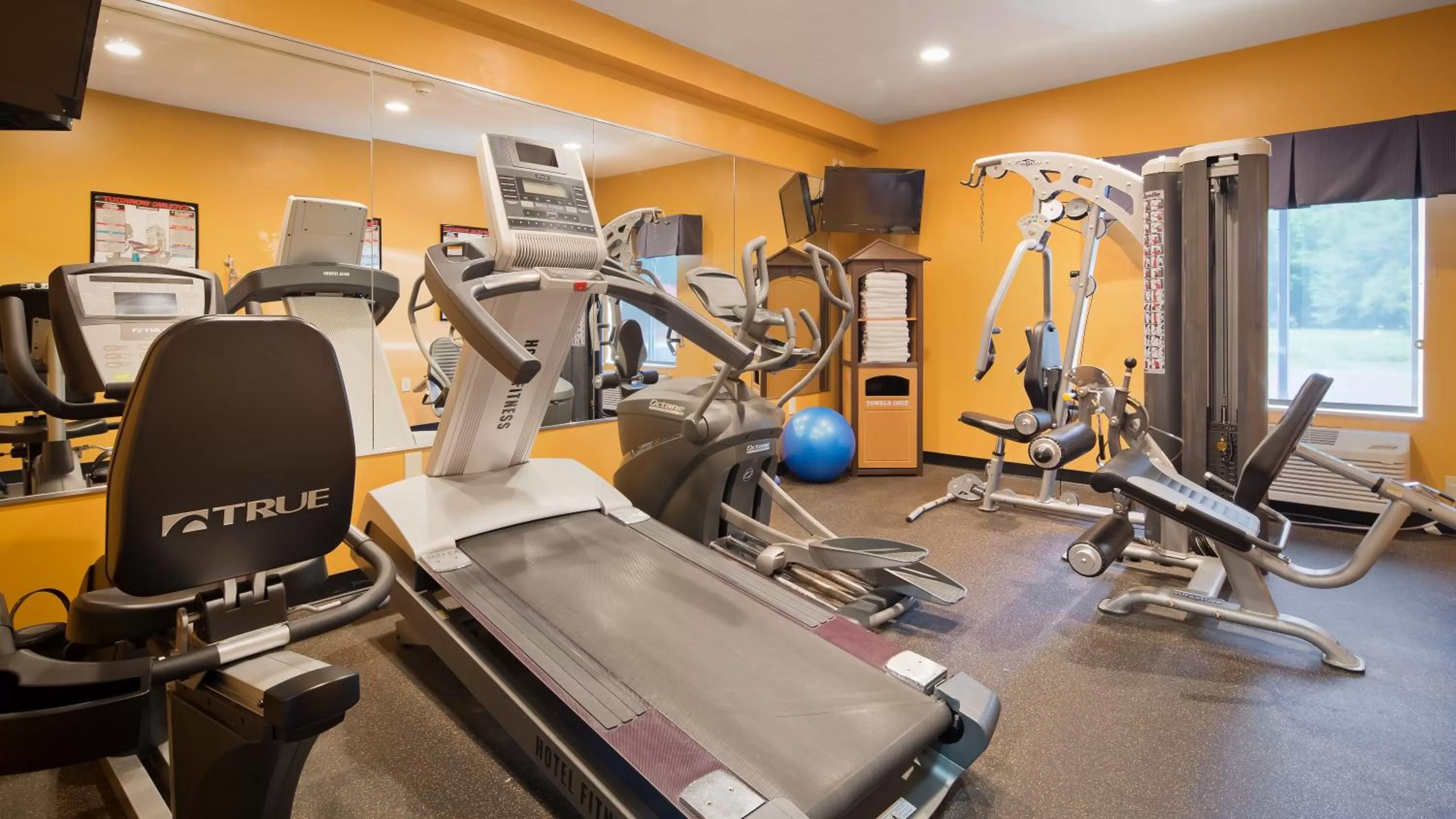Fitness centre/facilities in Best Western Plus Coldwater Hotel