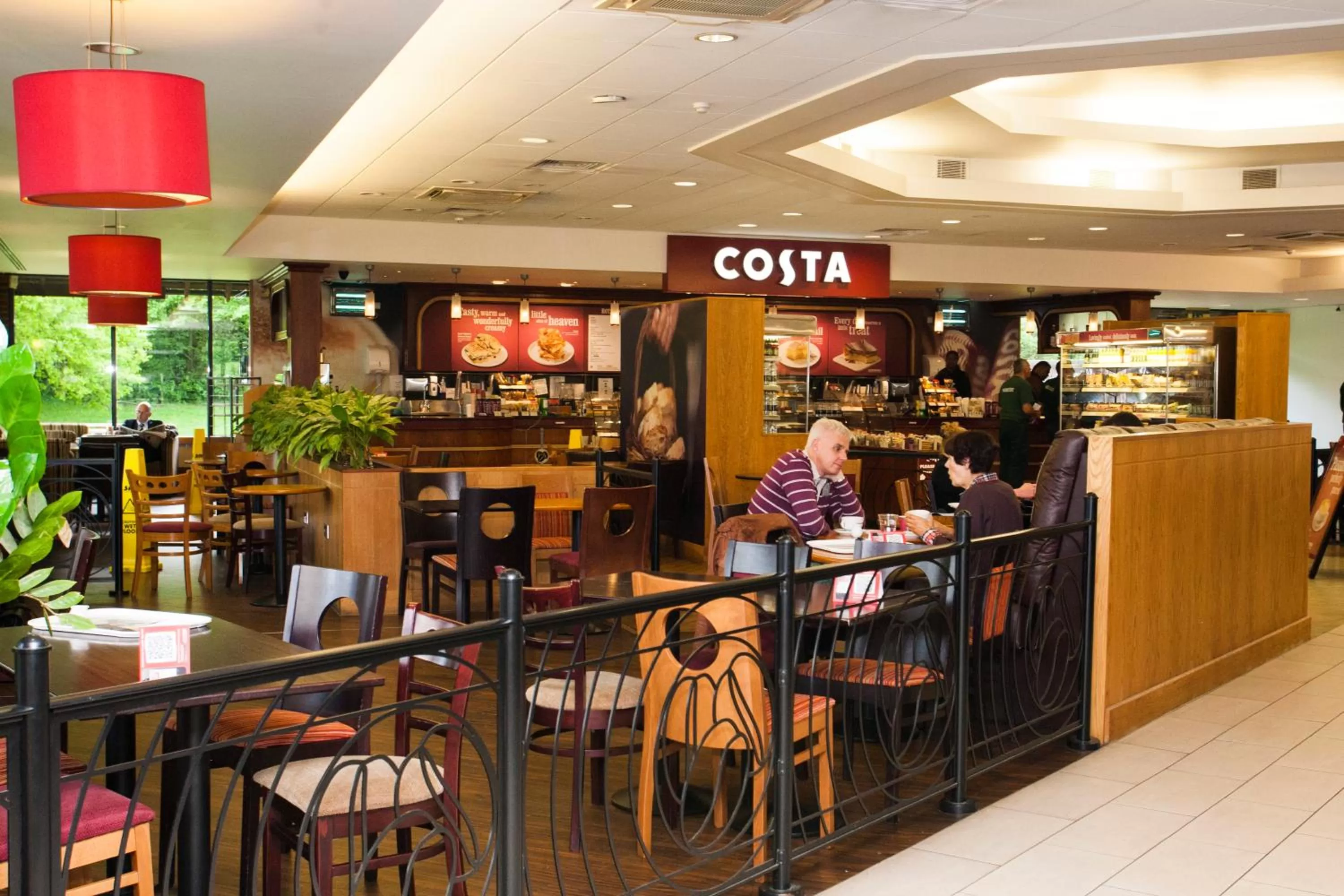 Restaurant/places to eat in Days Inn by Wyndham Sevenoaks Clacket Lane