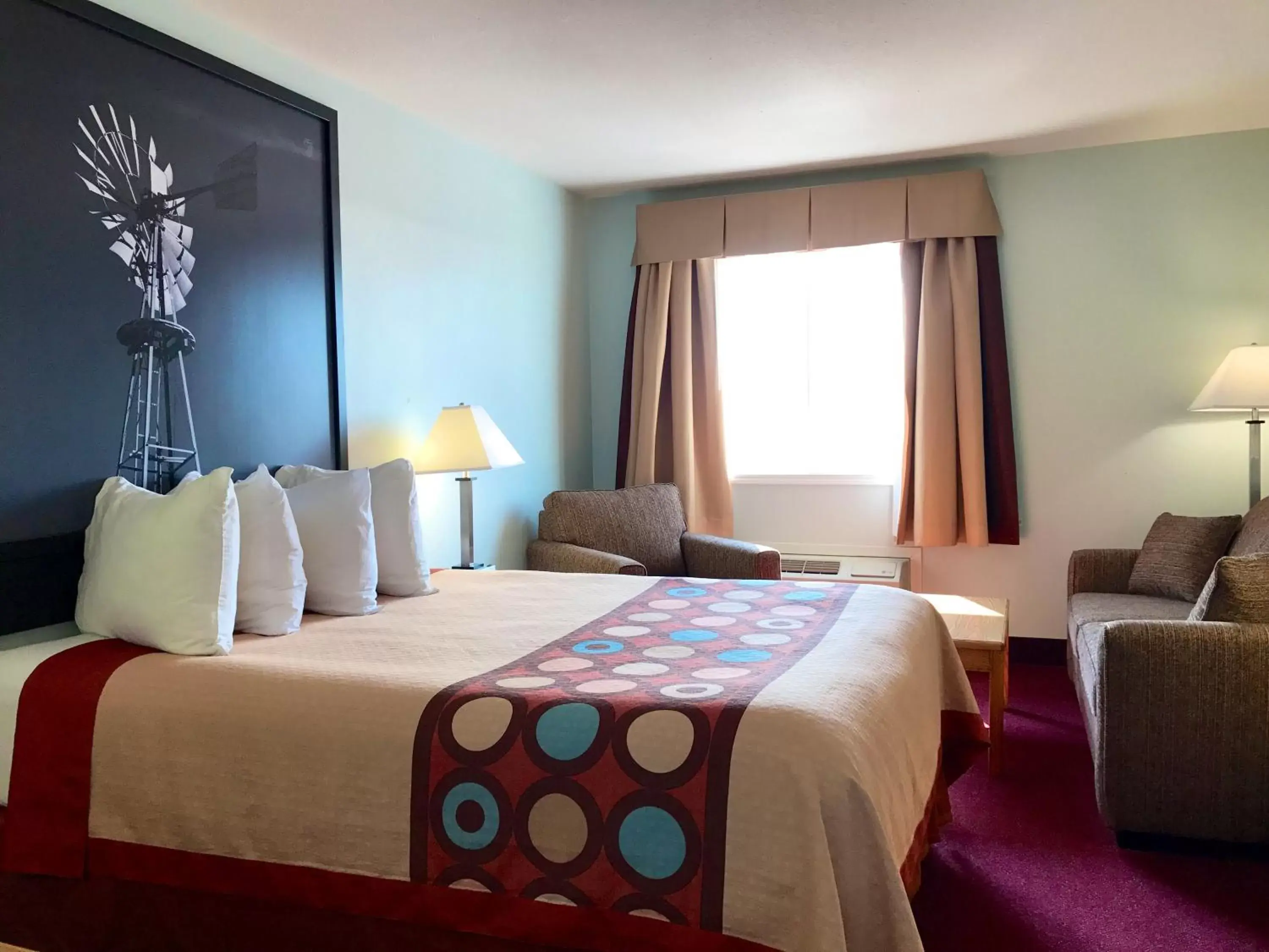 Deluxe Queen Room with Sofa Bed in Super 8 by Wyndham Kindersley Deluxe Queen Room with Sofa Bed in Super 8 by Wyndham Kindersley