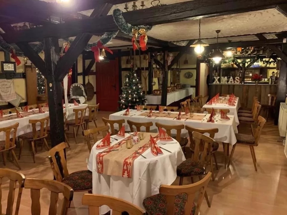 Restaurant/Places to Eat in Gasthaus Zur Weintraube