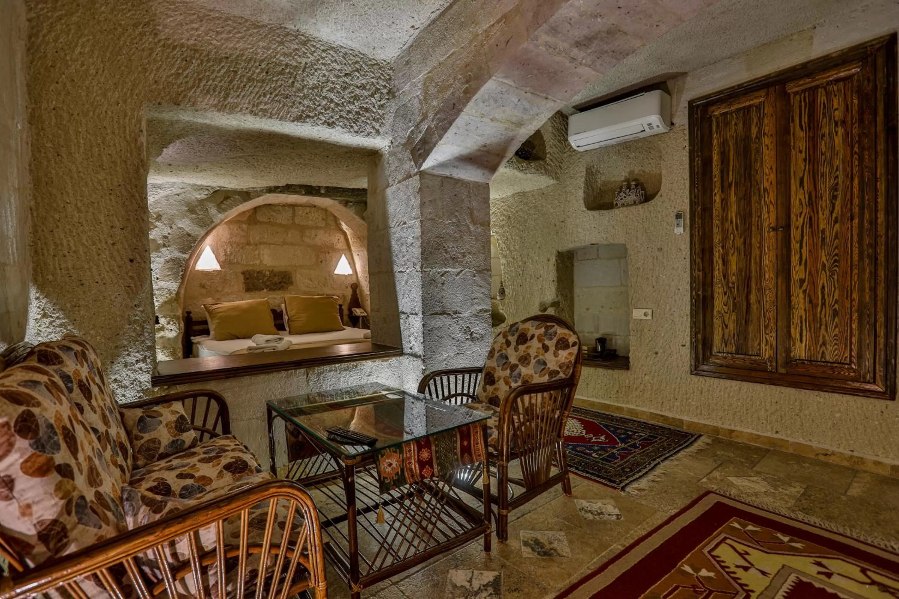 Seating area in Hidden Cave Hotel
