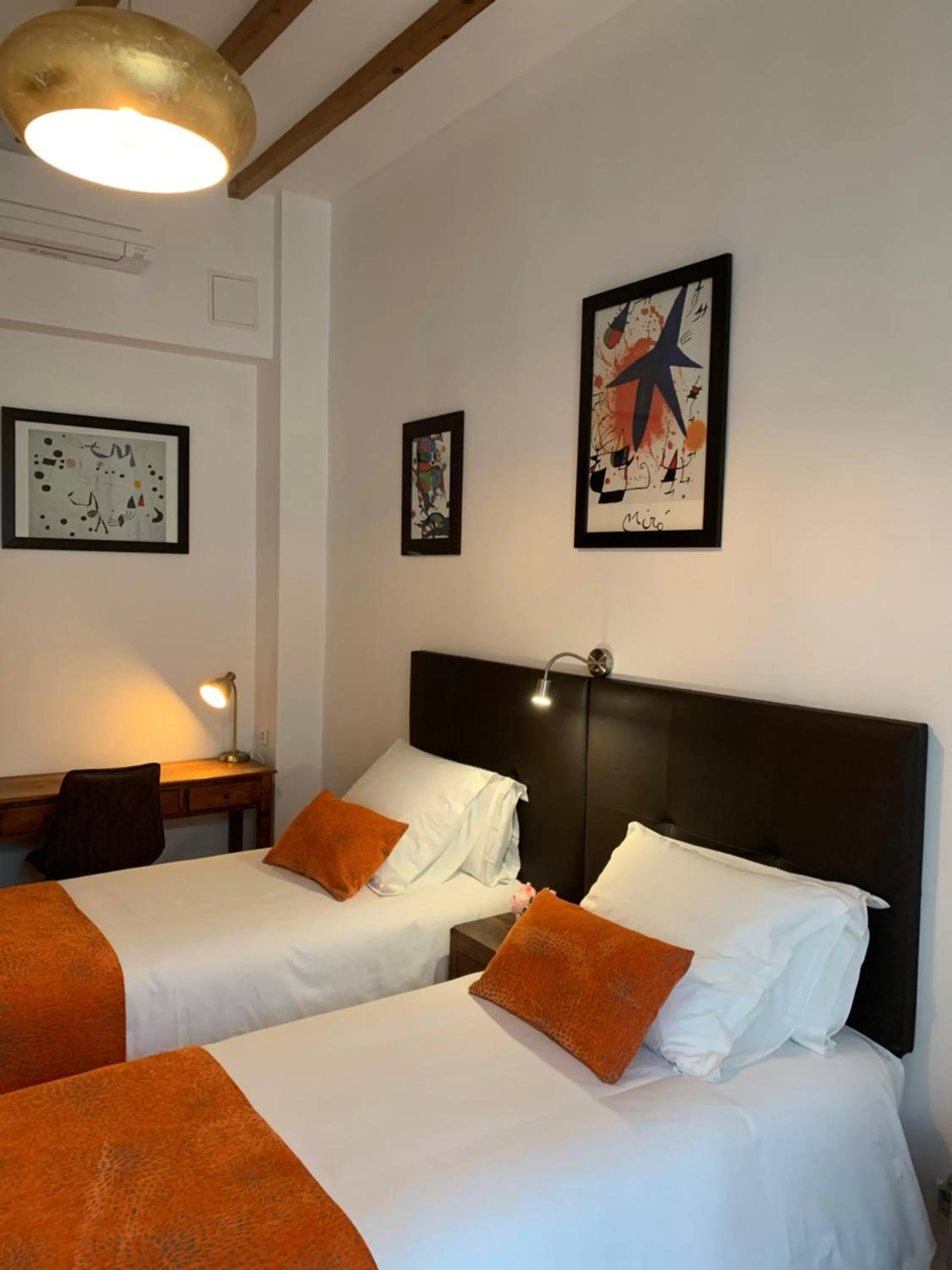 Photo of the whole room, Bed in Hotel Casa Bougainvillea