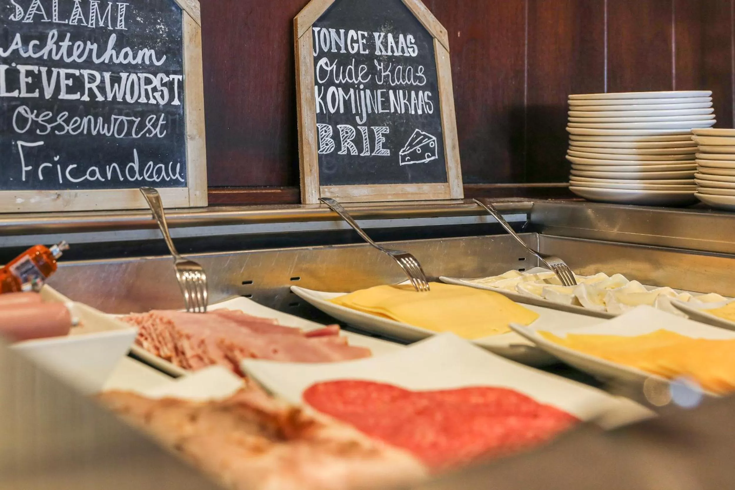 Buffet breakfast in Hotel Victoria