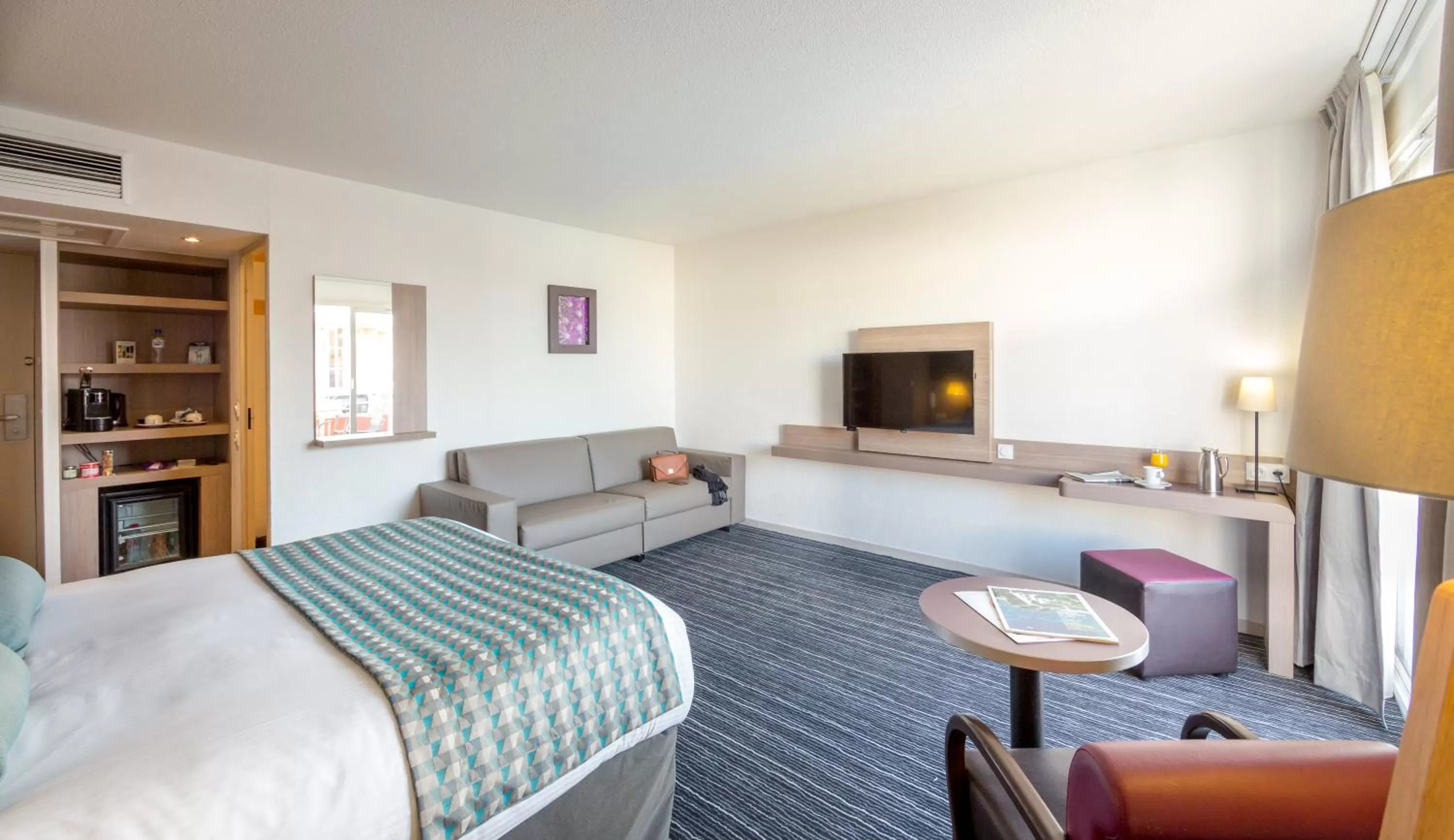 Photo of the whole room, Bed in Best Western Plus La Marina