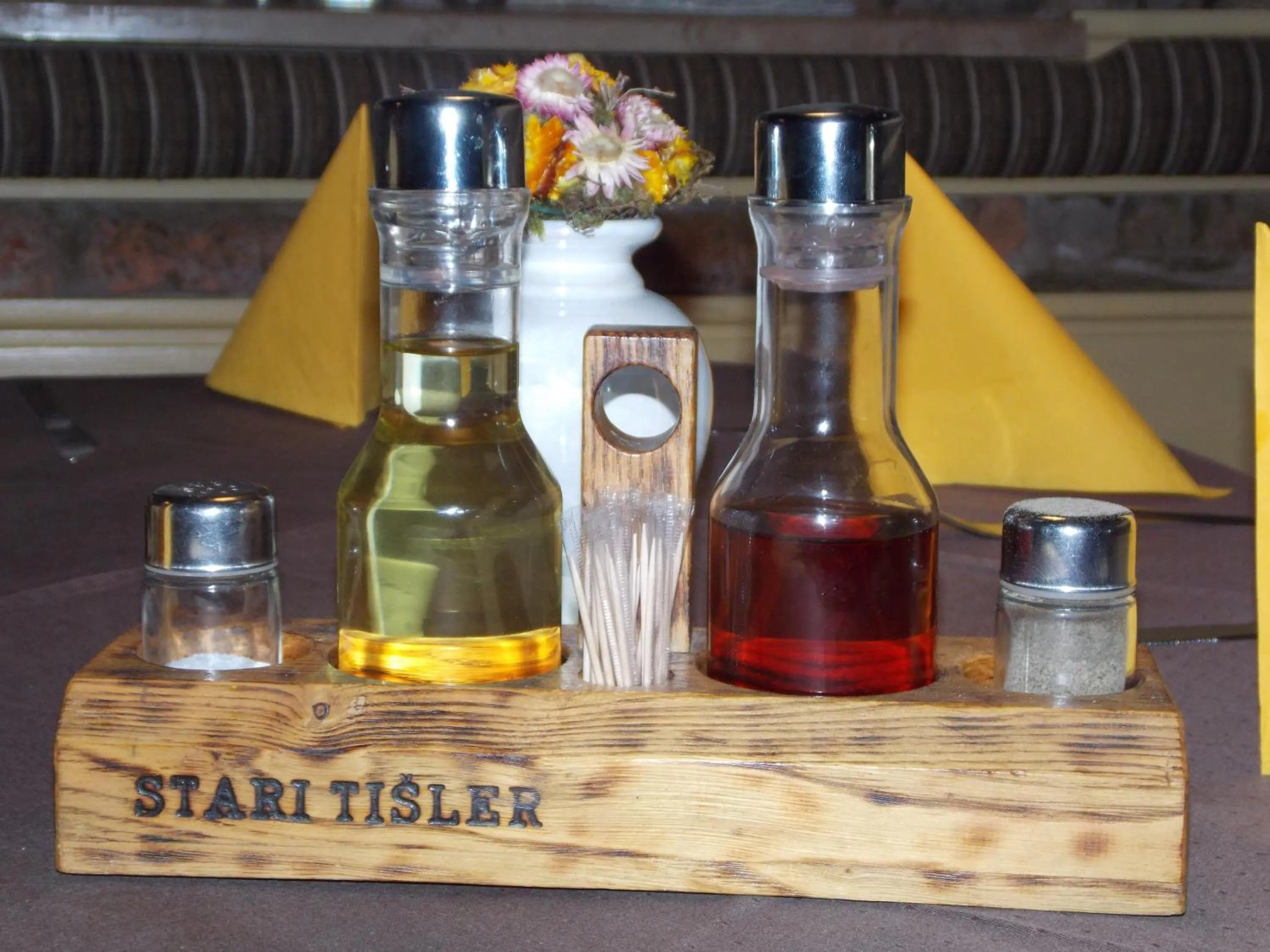 Restaurant/places to eat in Guesthouse Stari Tišler