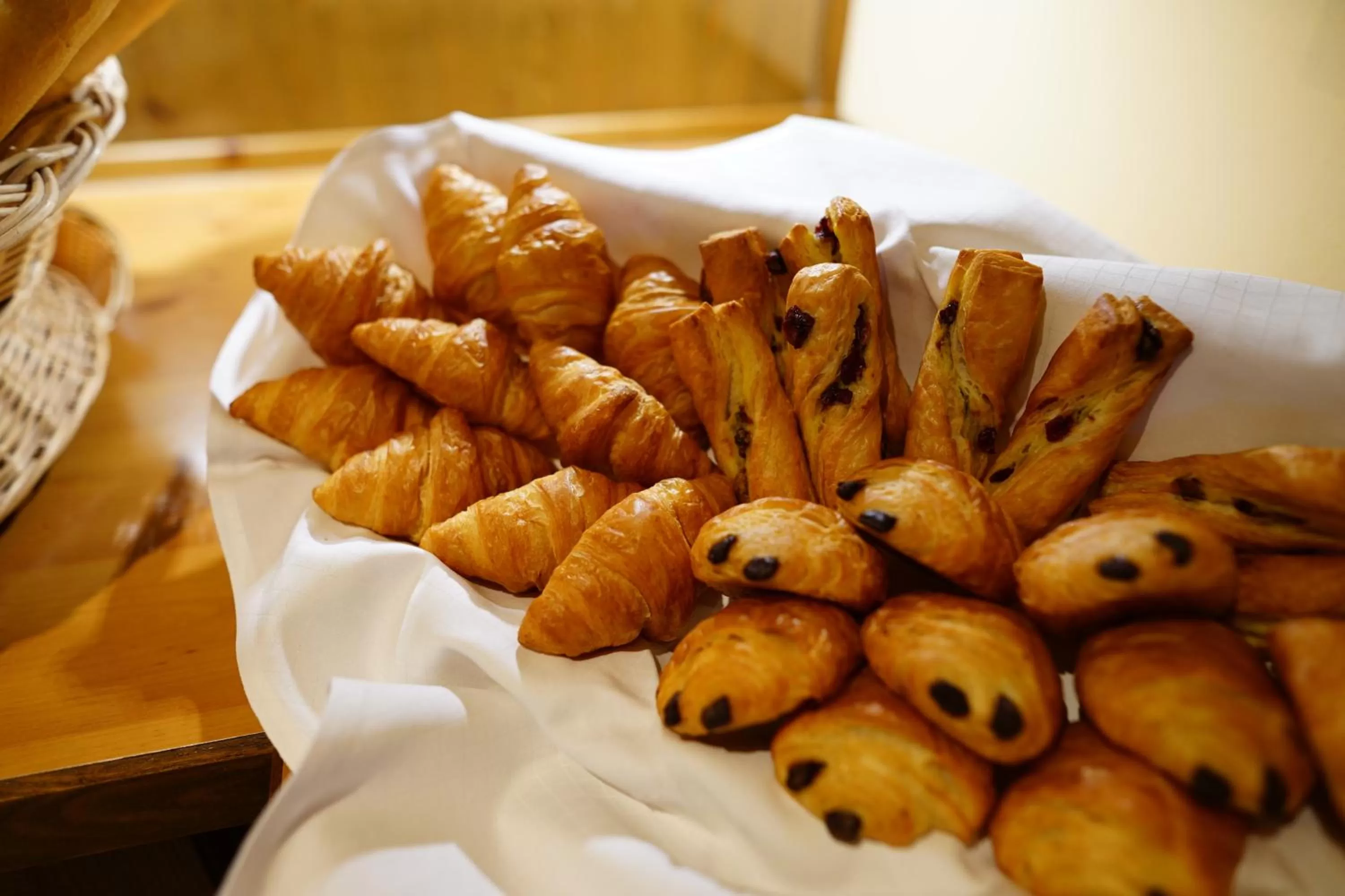 Buffet breakfast in Klosterbräuhaus Ursberg