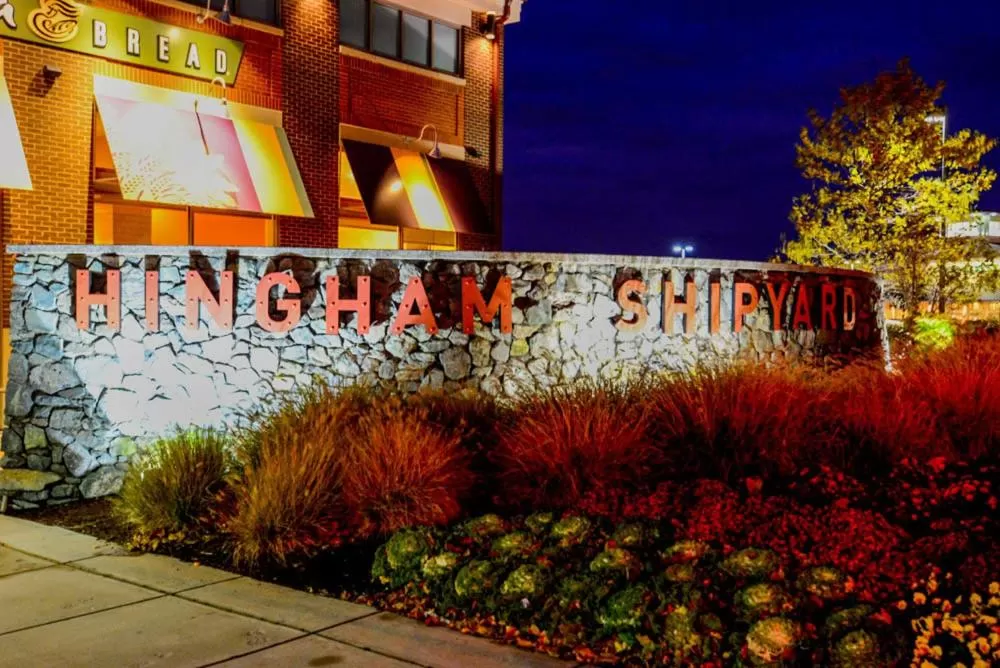 Night in Arbor Inn Motor Lodge - Weymouth