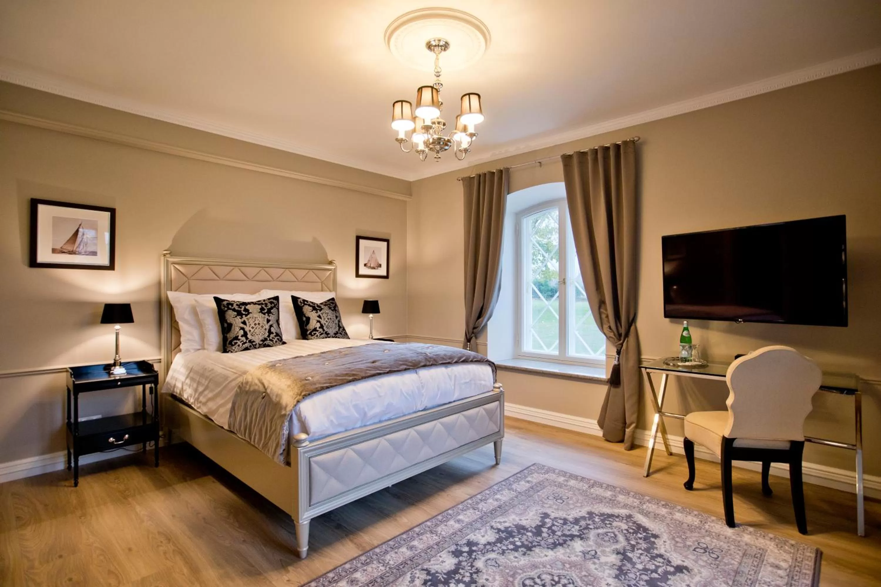 Photo of the whole room, Bed in Schloss Fall, Keila-Joa