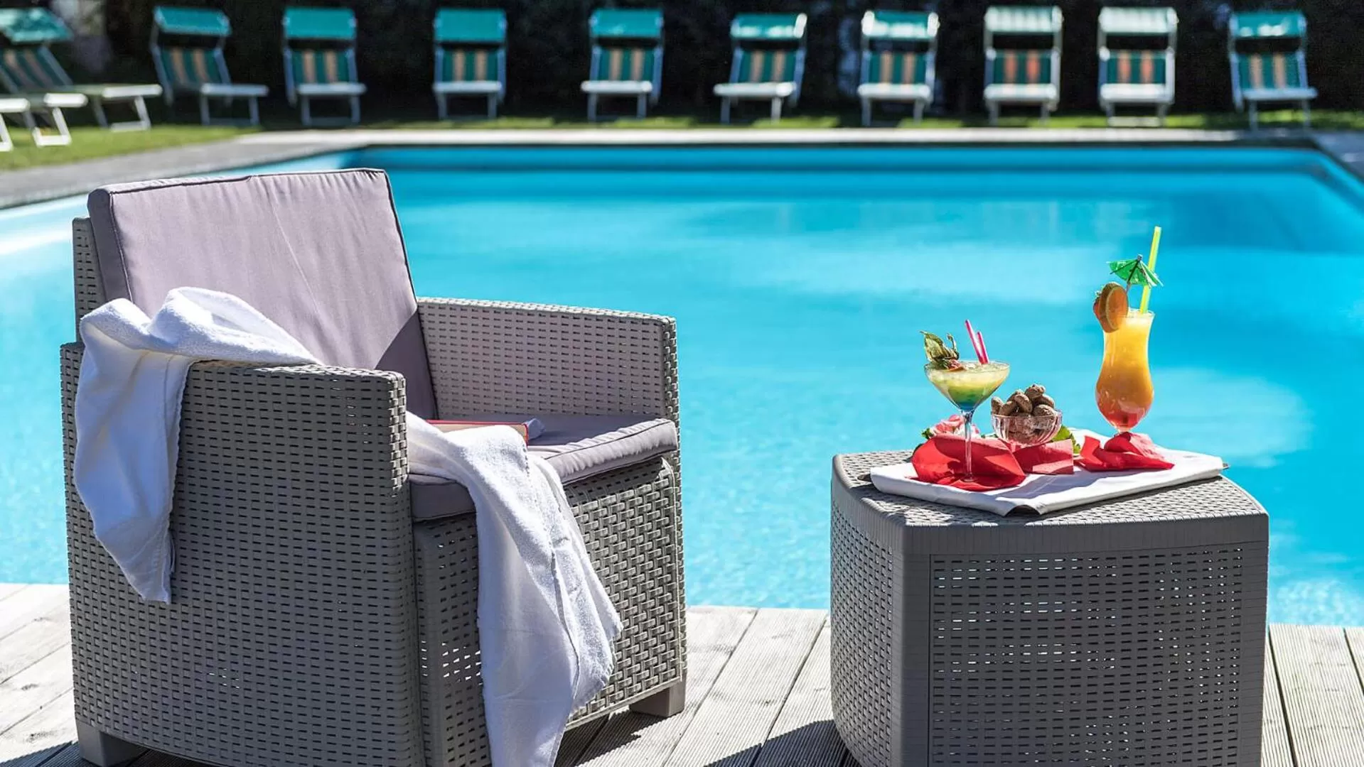 Swimming pool in Activehotel Diana