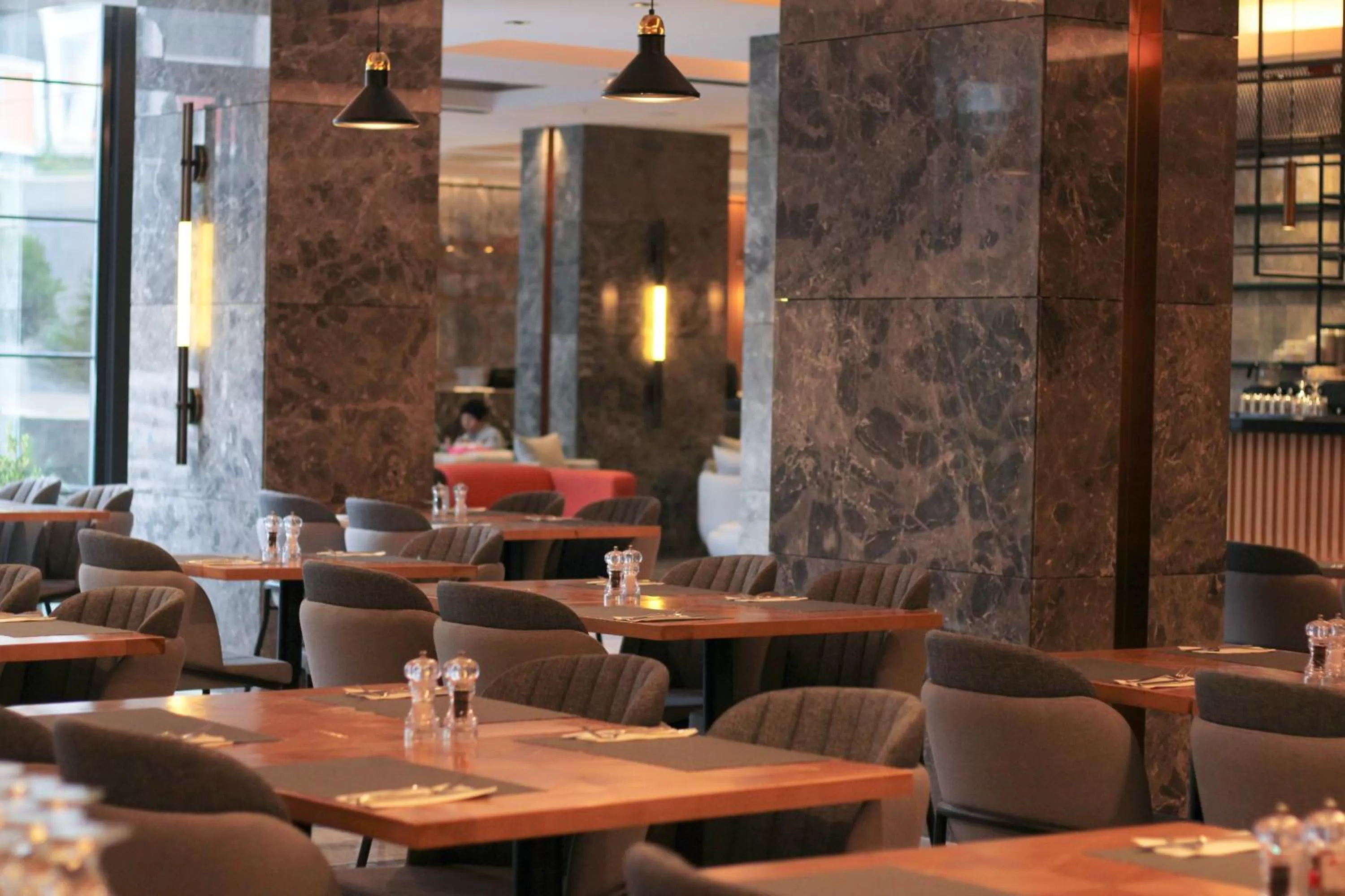 Restaurant/places to eat in Ramada Plaza Sultanahmet