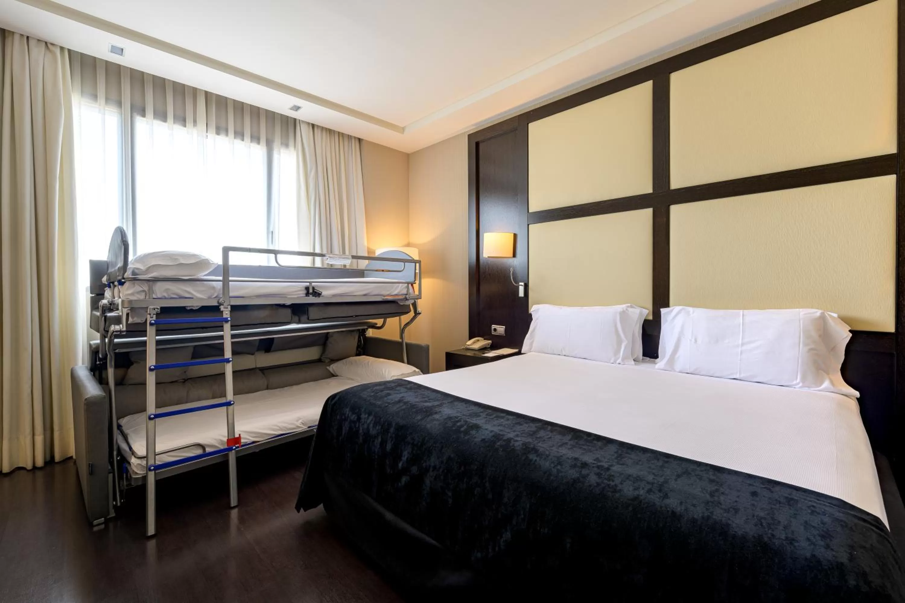 Photo of the whole room, Bed in Hotel Maydrit Airport