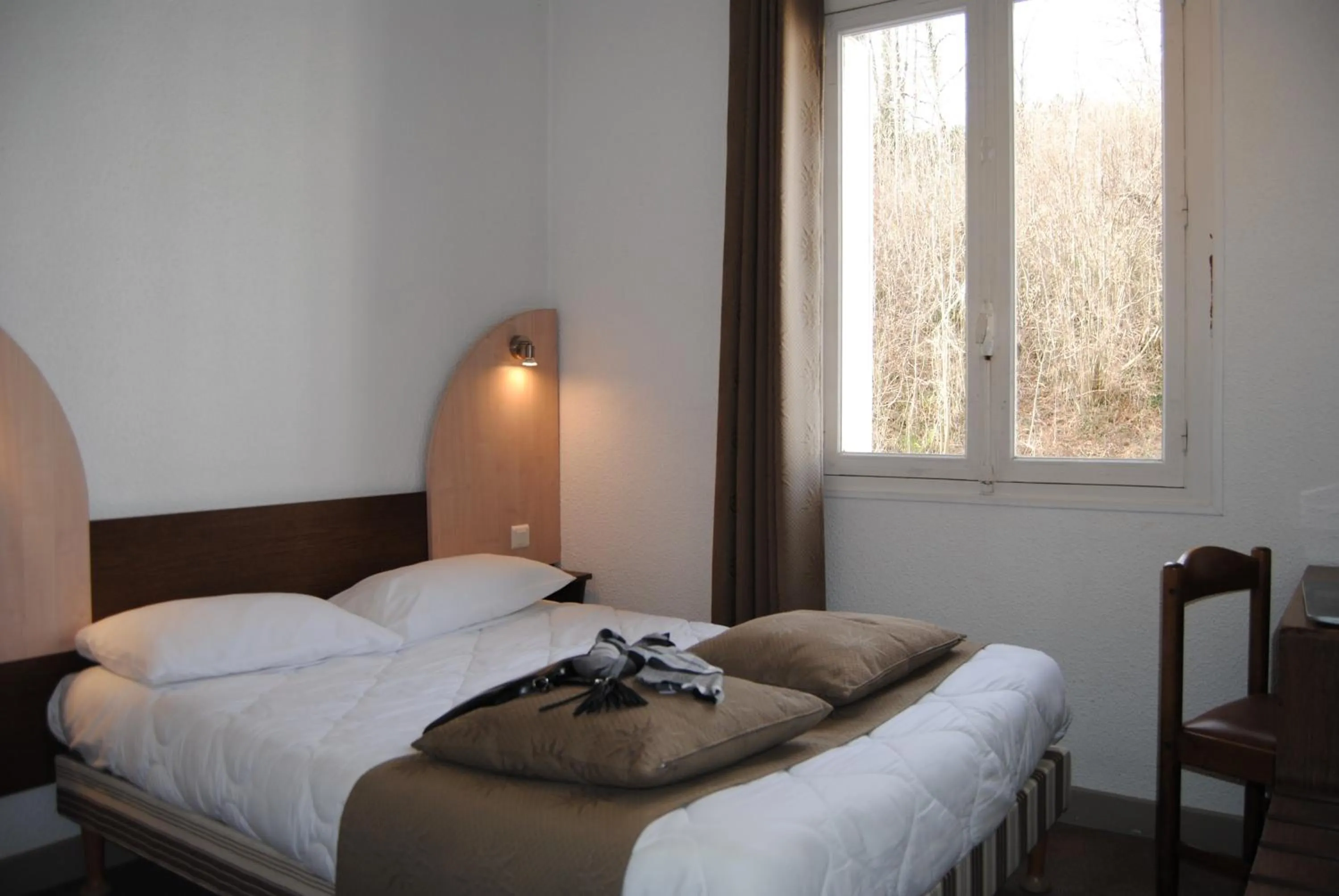 Bedroom, Bed in Adonis Lourdes - Notre Dame de la Sarte