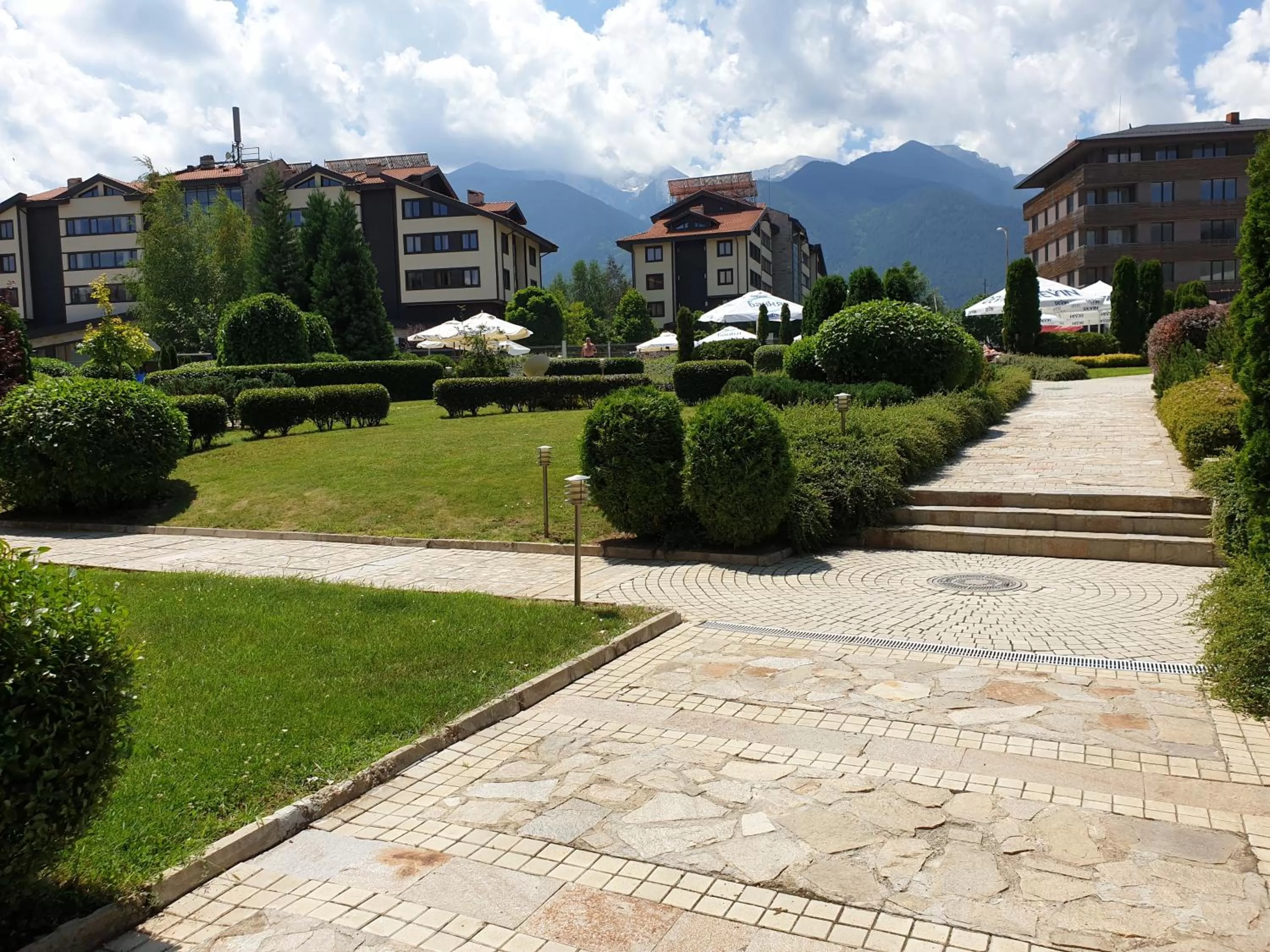 Patio in Private Studio in Aspen Golf and Ski Resort