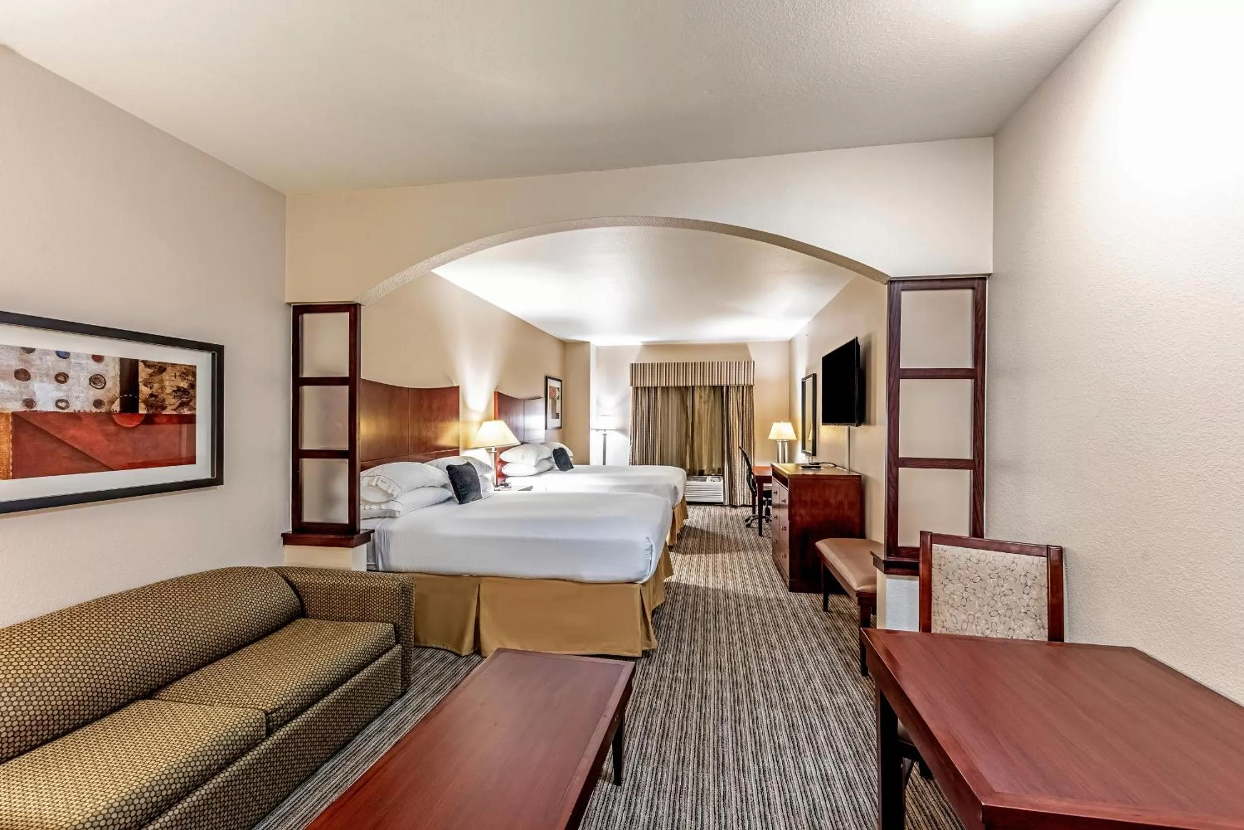 Bedroom, Bed in Red Lion Inn & Suites Mineral Wells