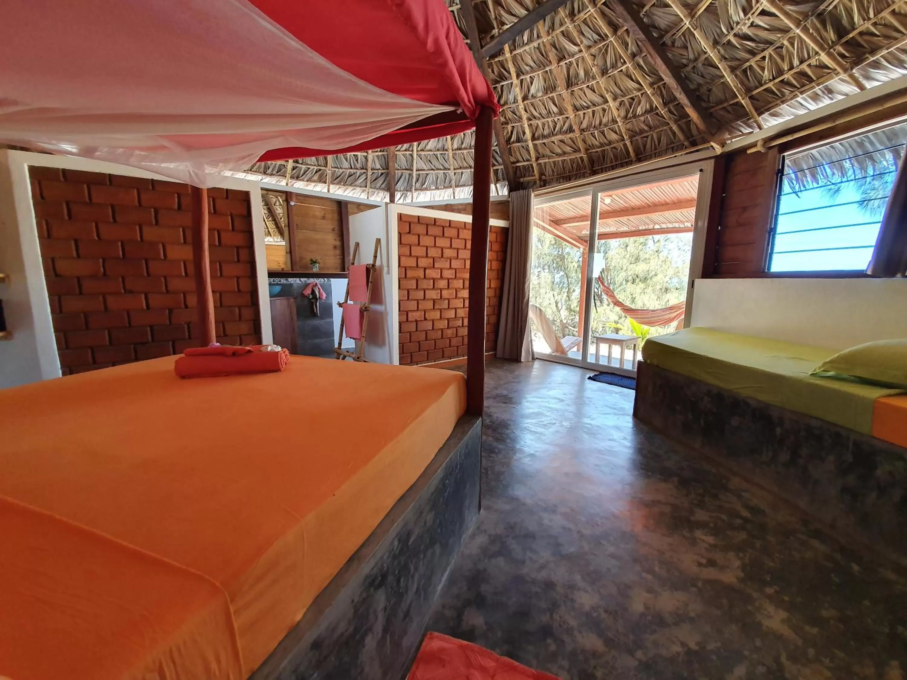 Bedroom, Bed in Ocean Lodge Kite & Windsurf