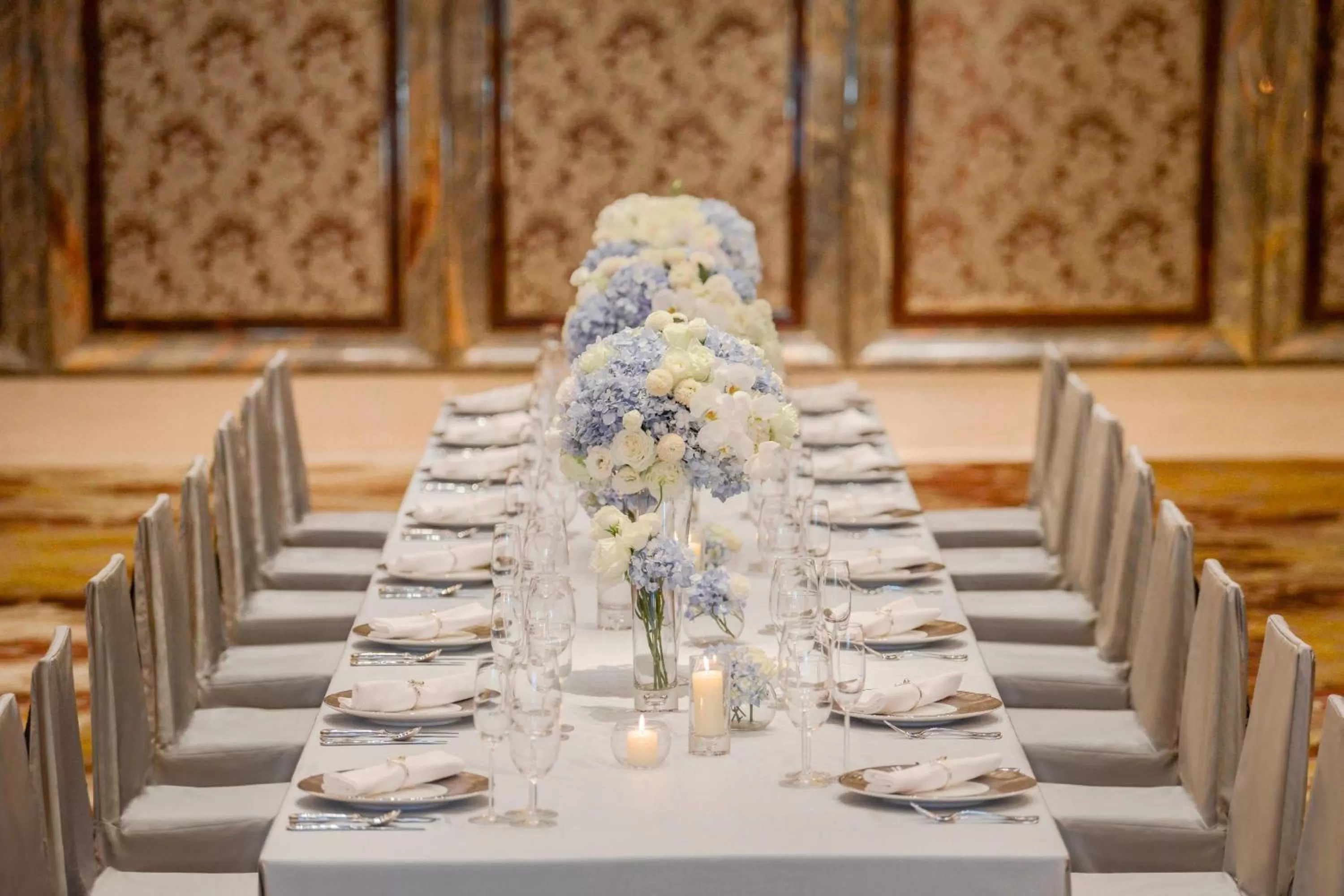 Meeting/conference room in The St. Regis Zhuhai