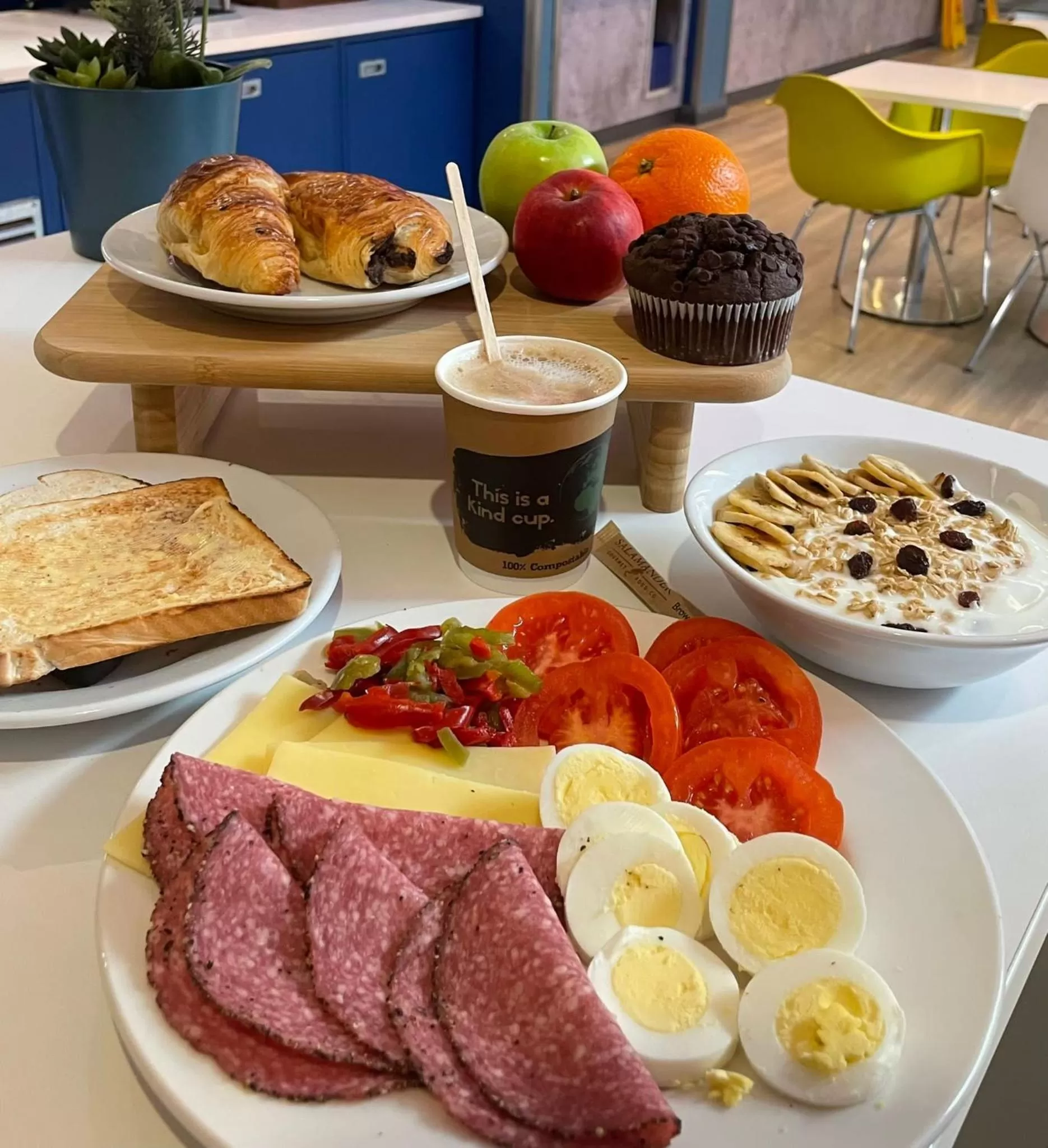 Food and drinks in ibis budget Belfast City Centre