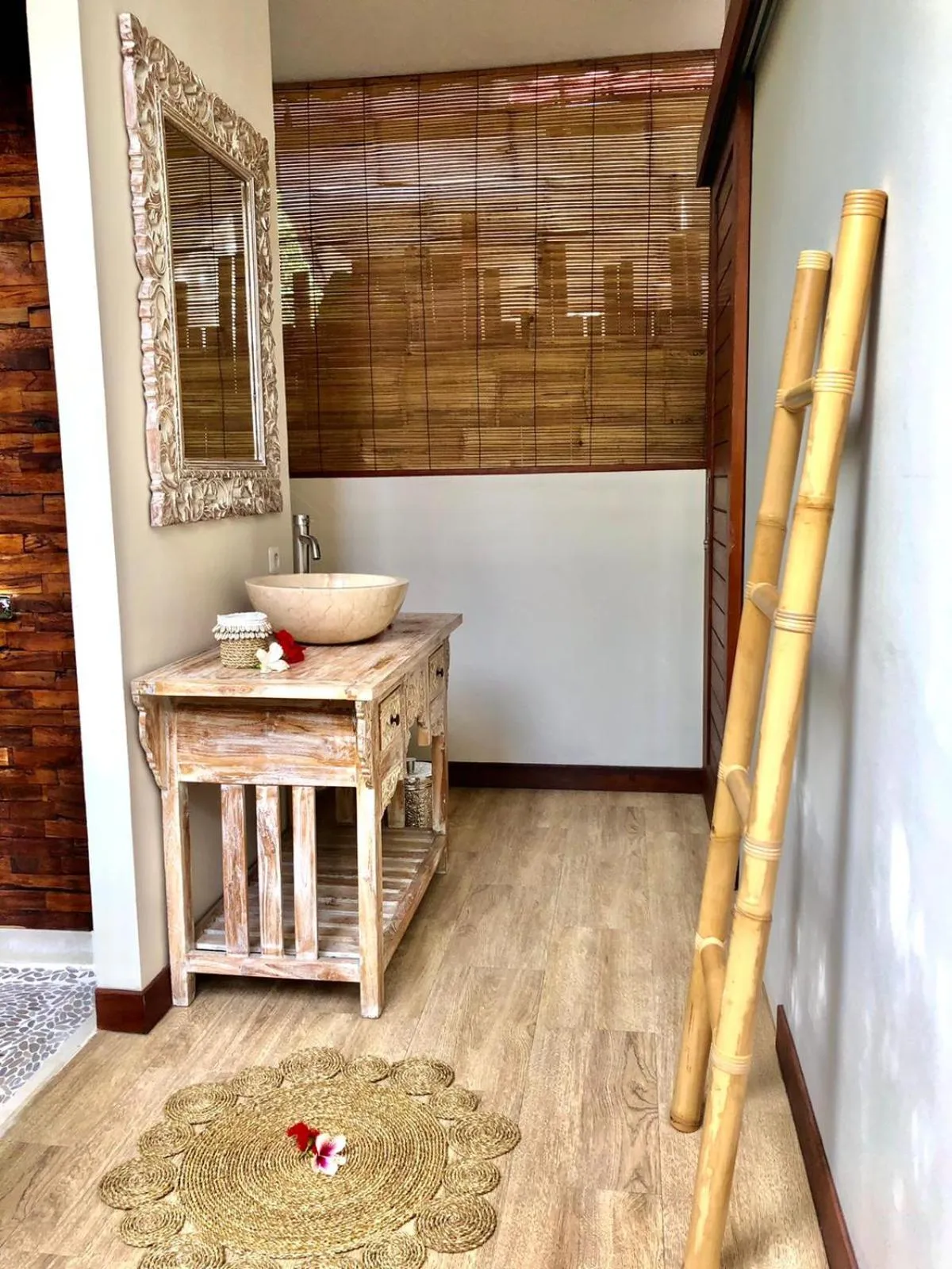 Bathroom in United Colors of Bali