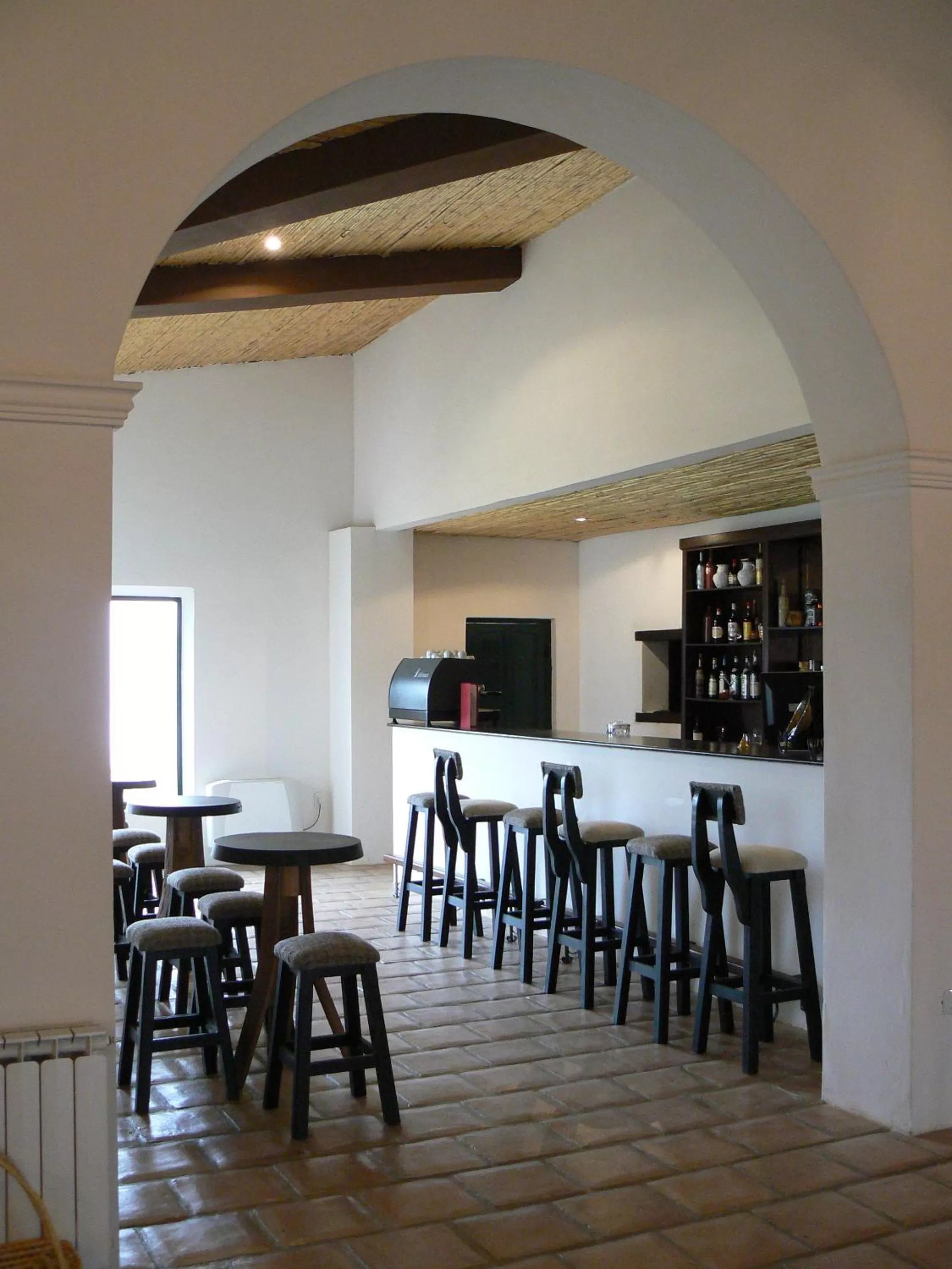 Lounge or bar in La Merced Del Alto