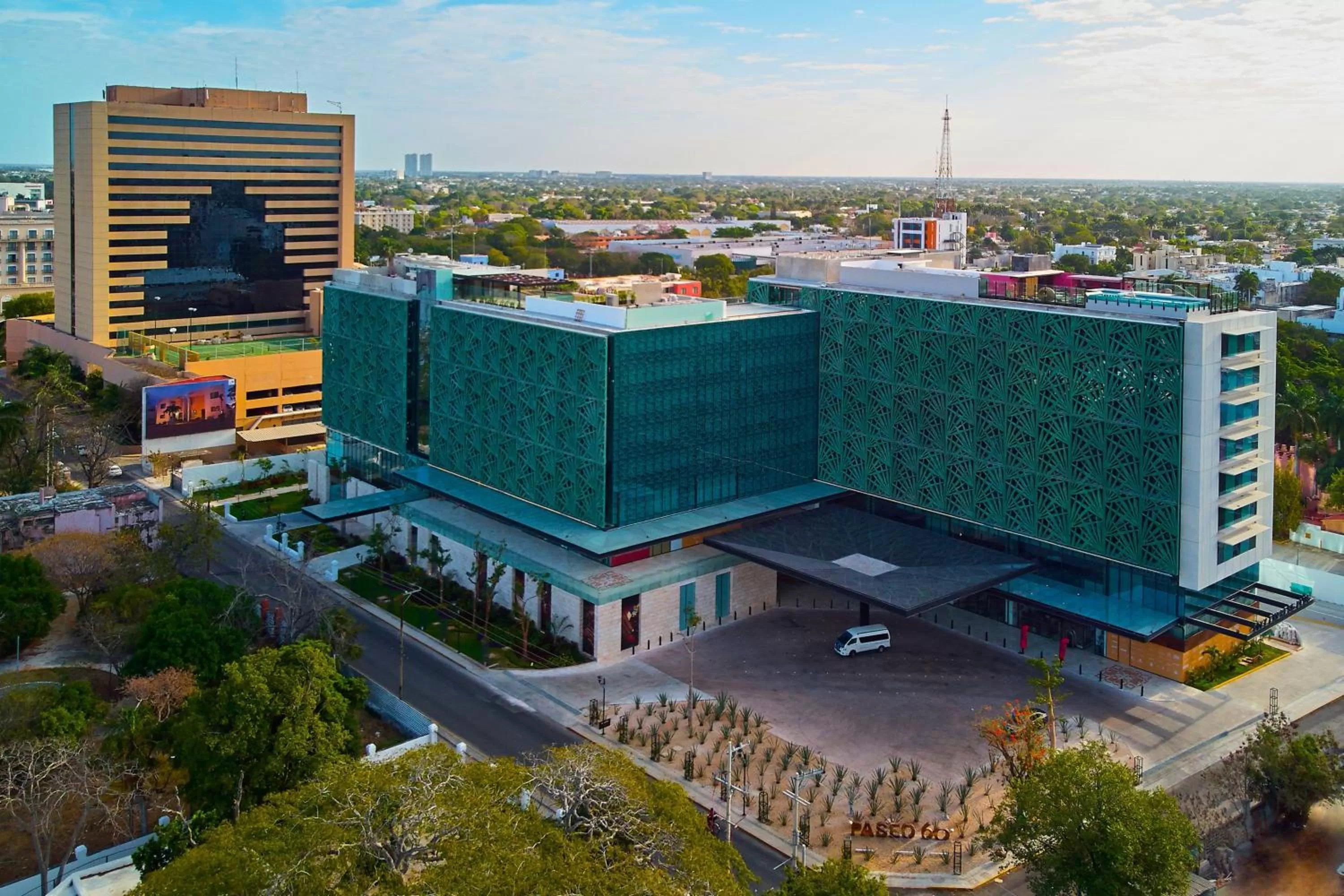 Property building in City Express Plus by Marriott Merida