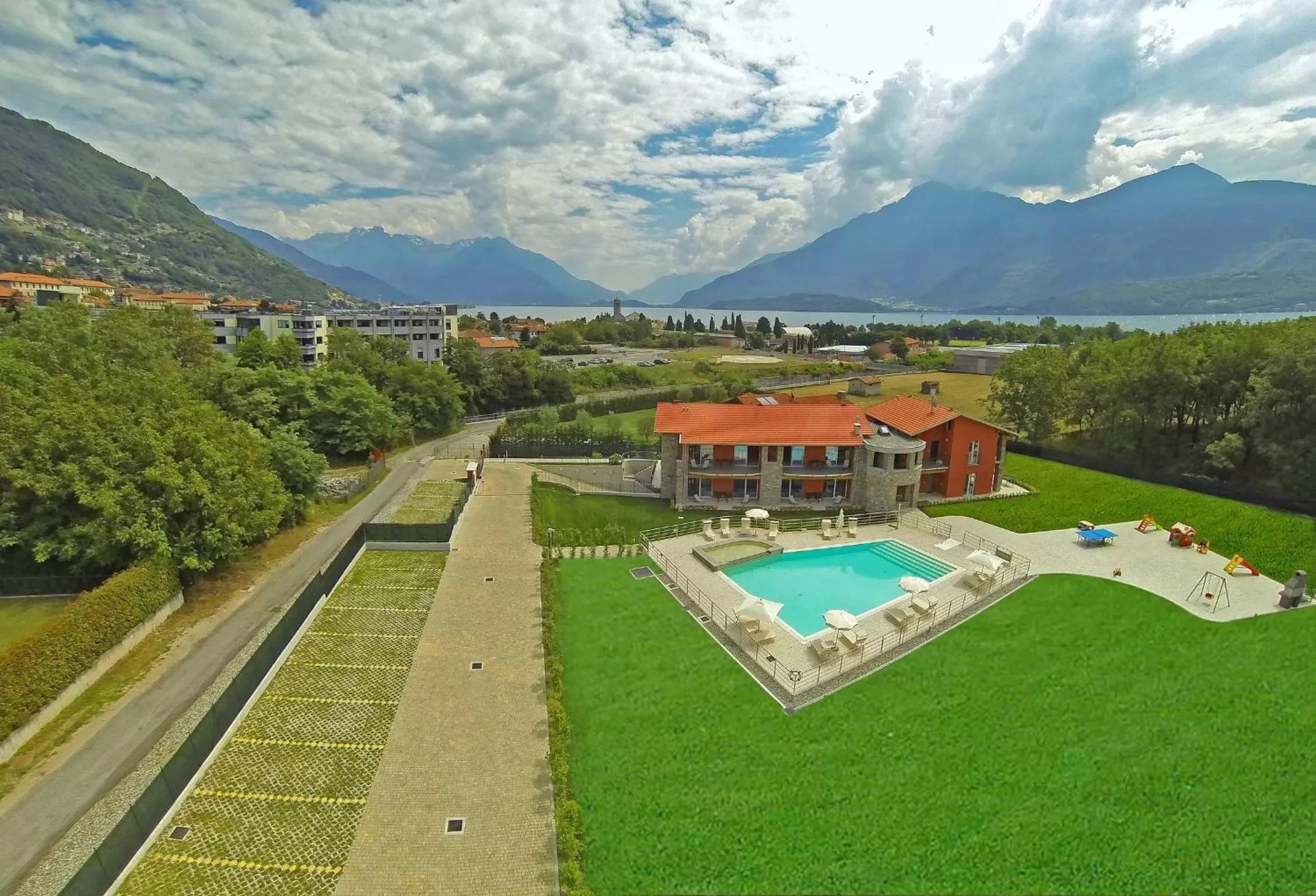 Day in Residence Villa Paradiso