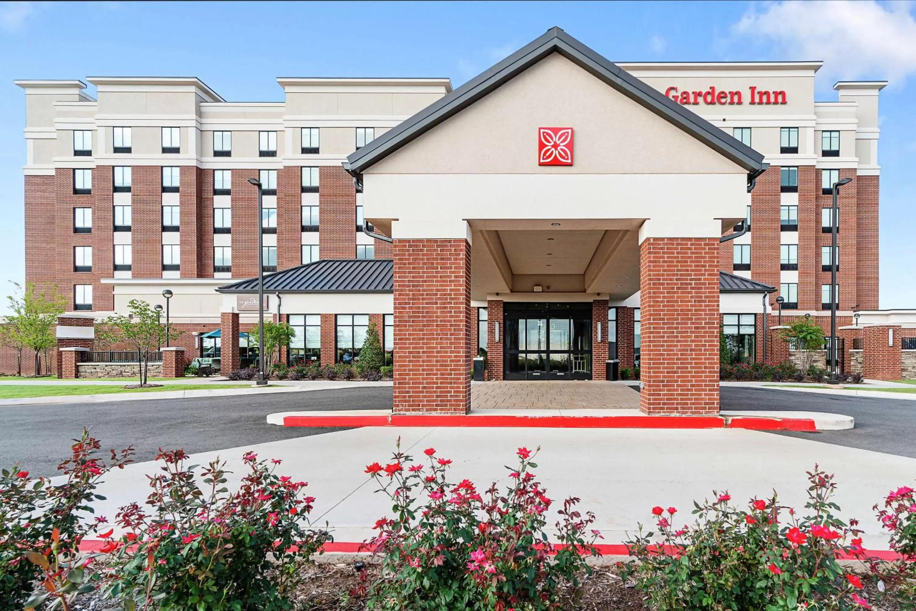Property building in Hilton Garden Inn Edmond/Oklahoma City North