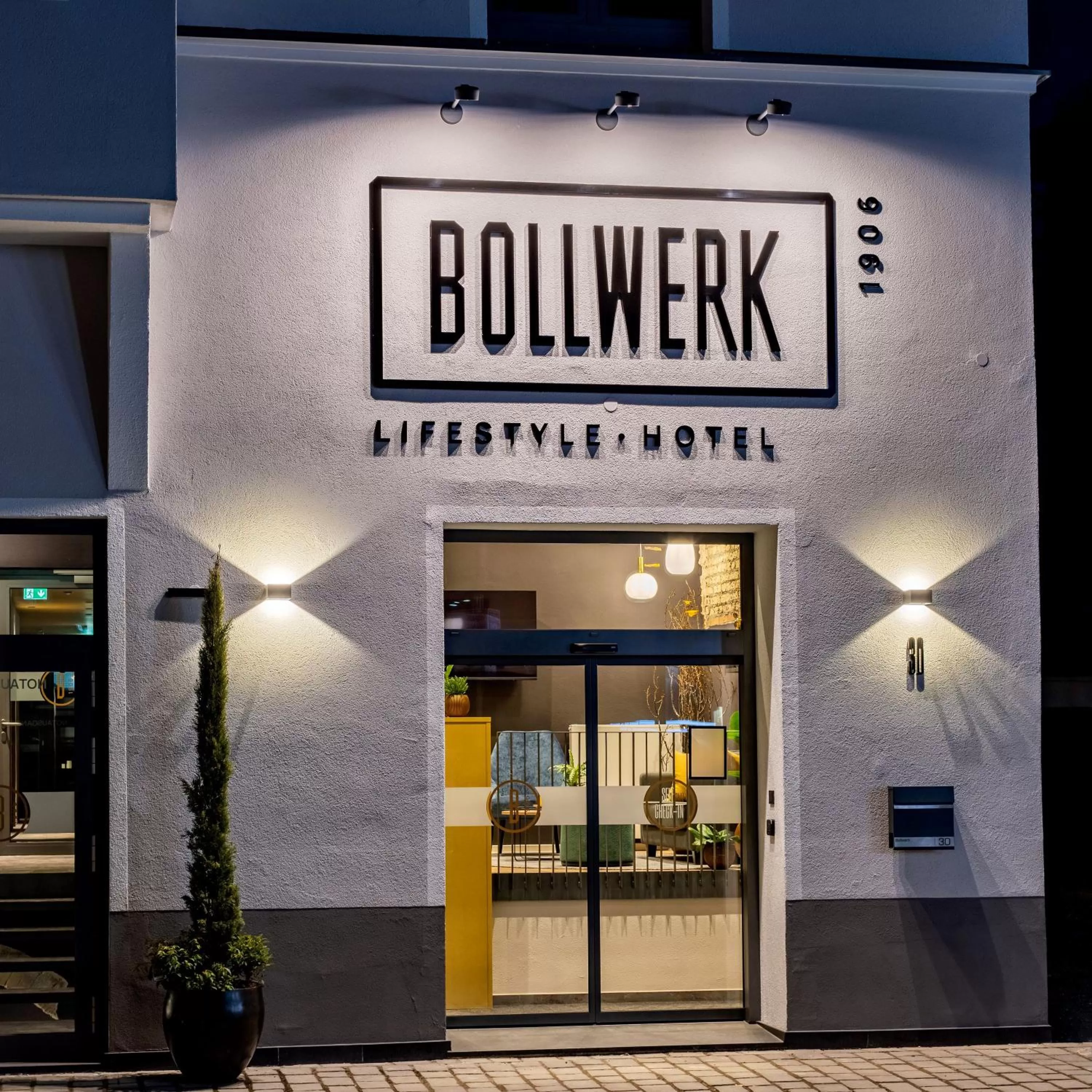 Property building in BOLLWERK Lifestyle Hotel, automatisiertes Hotel mit Self Check In