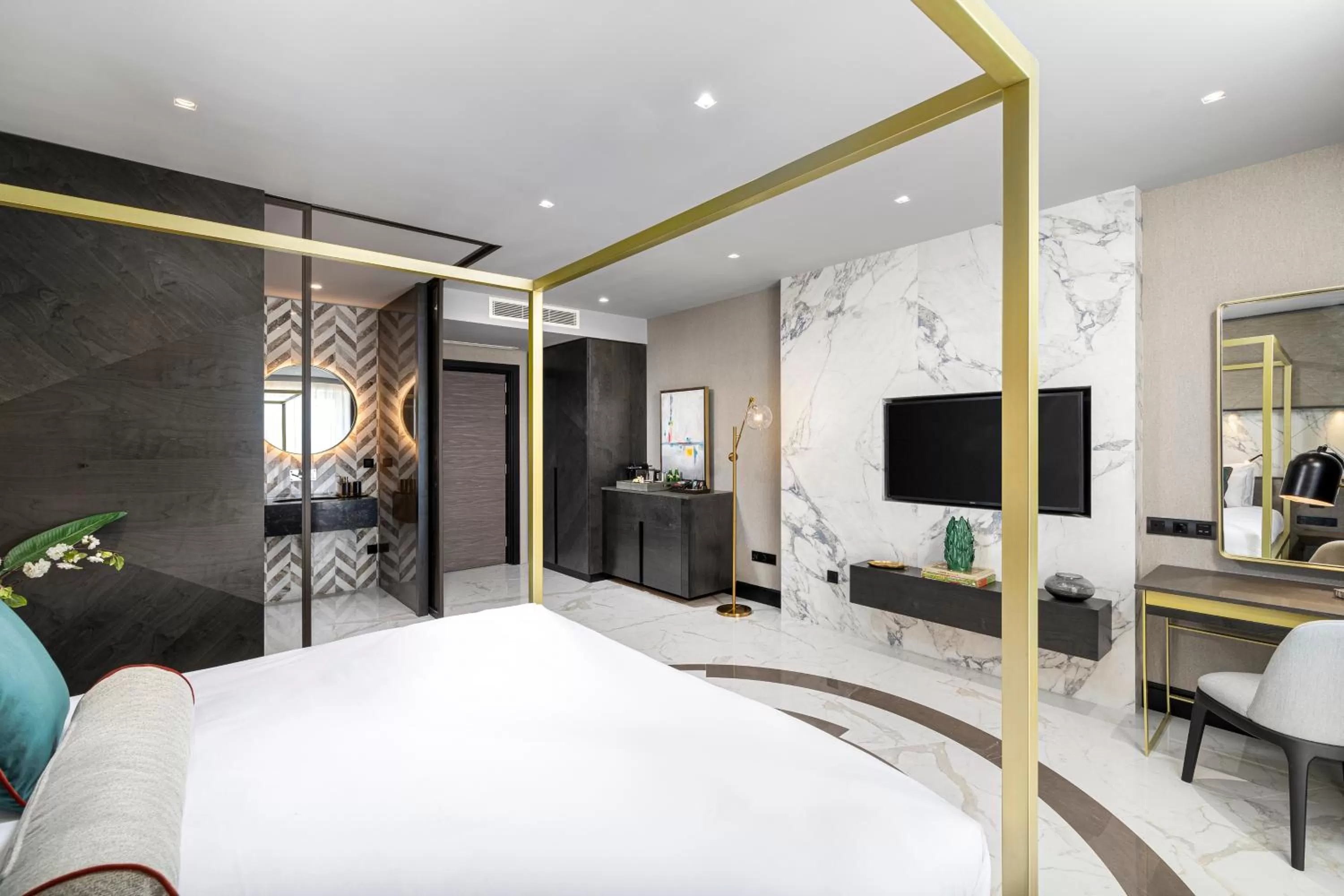 Bedroom, Bed in Lure Hotel & Spa - Adults Only