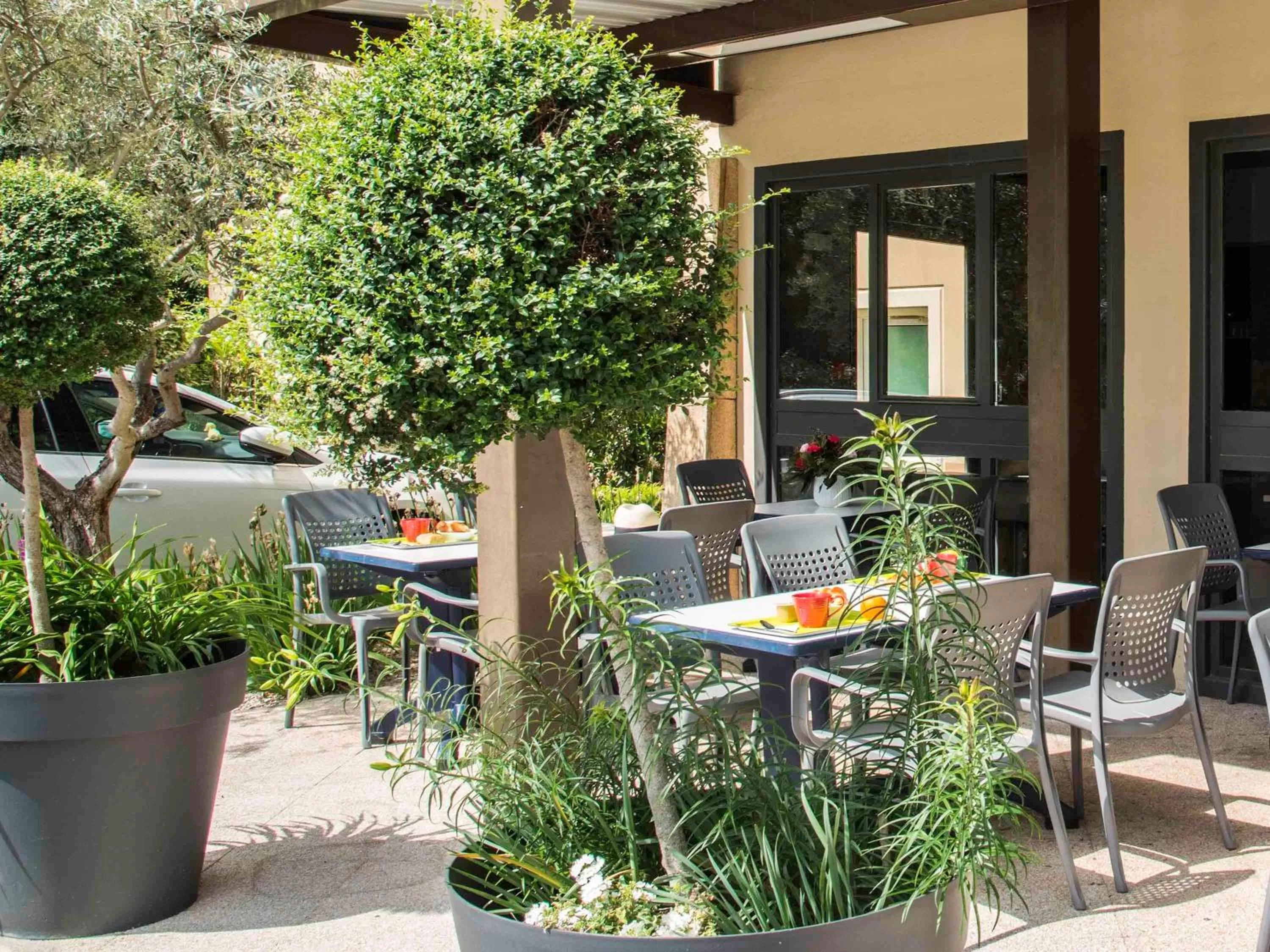 Property building in IBIS Budget Aix en Provence Est Le Canet