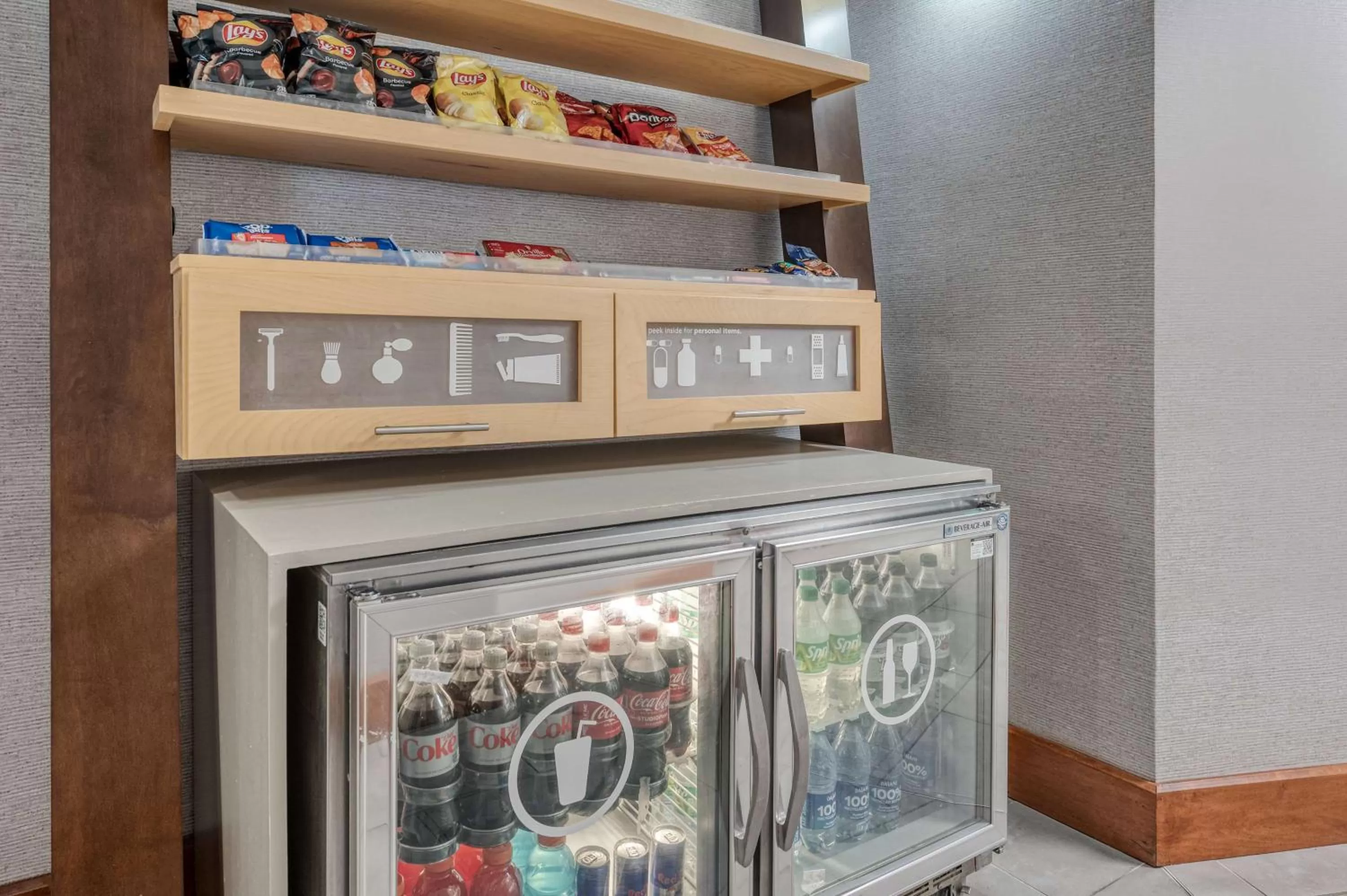 Restaurant/places to eat in Hampton Inn Baltimore/White Marsh