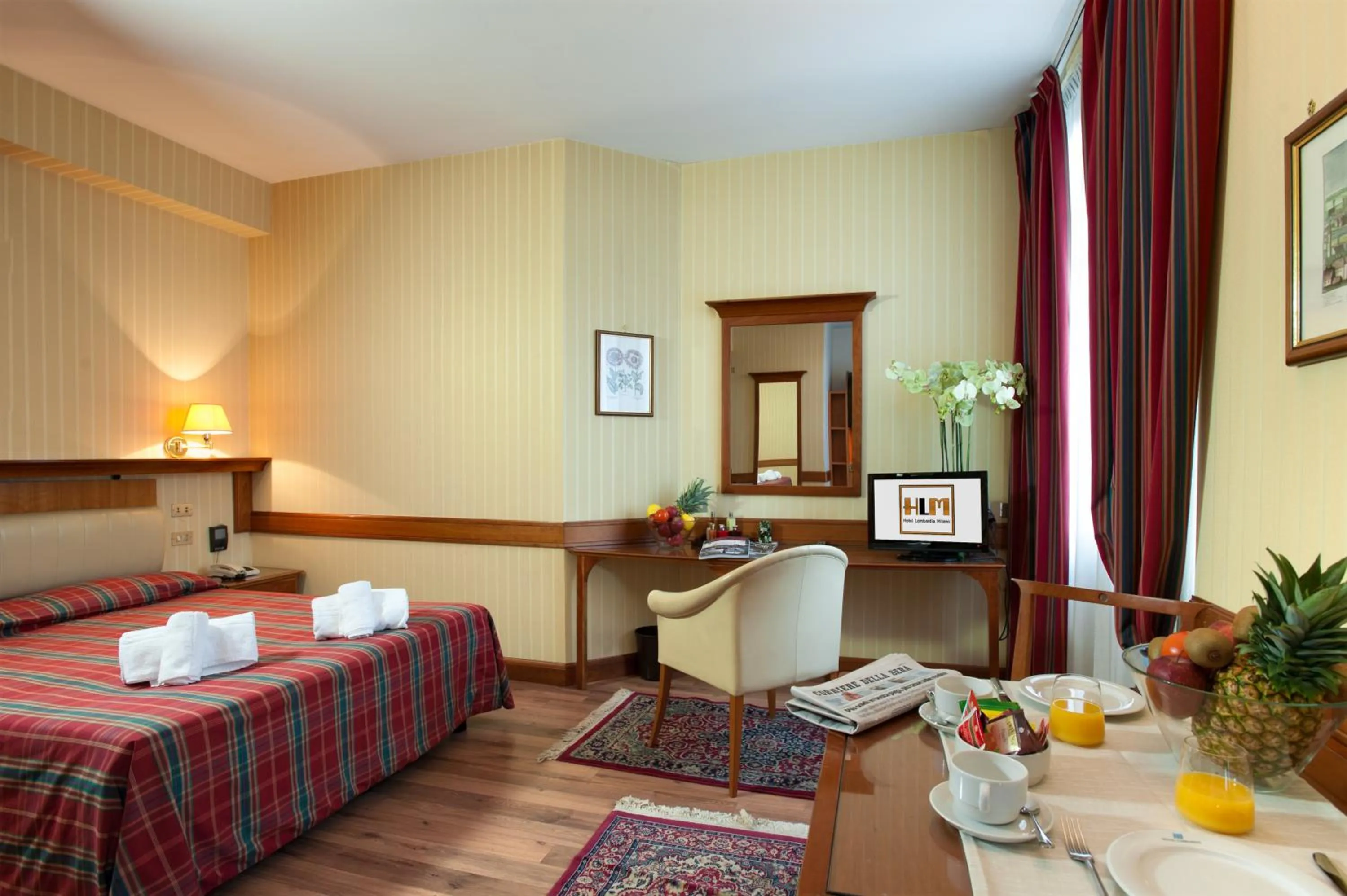 Photo of the whole room, Bed in Hotel Lombardia