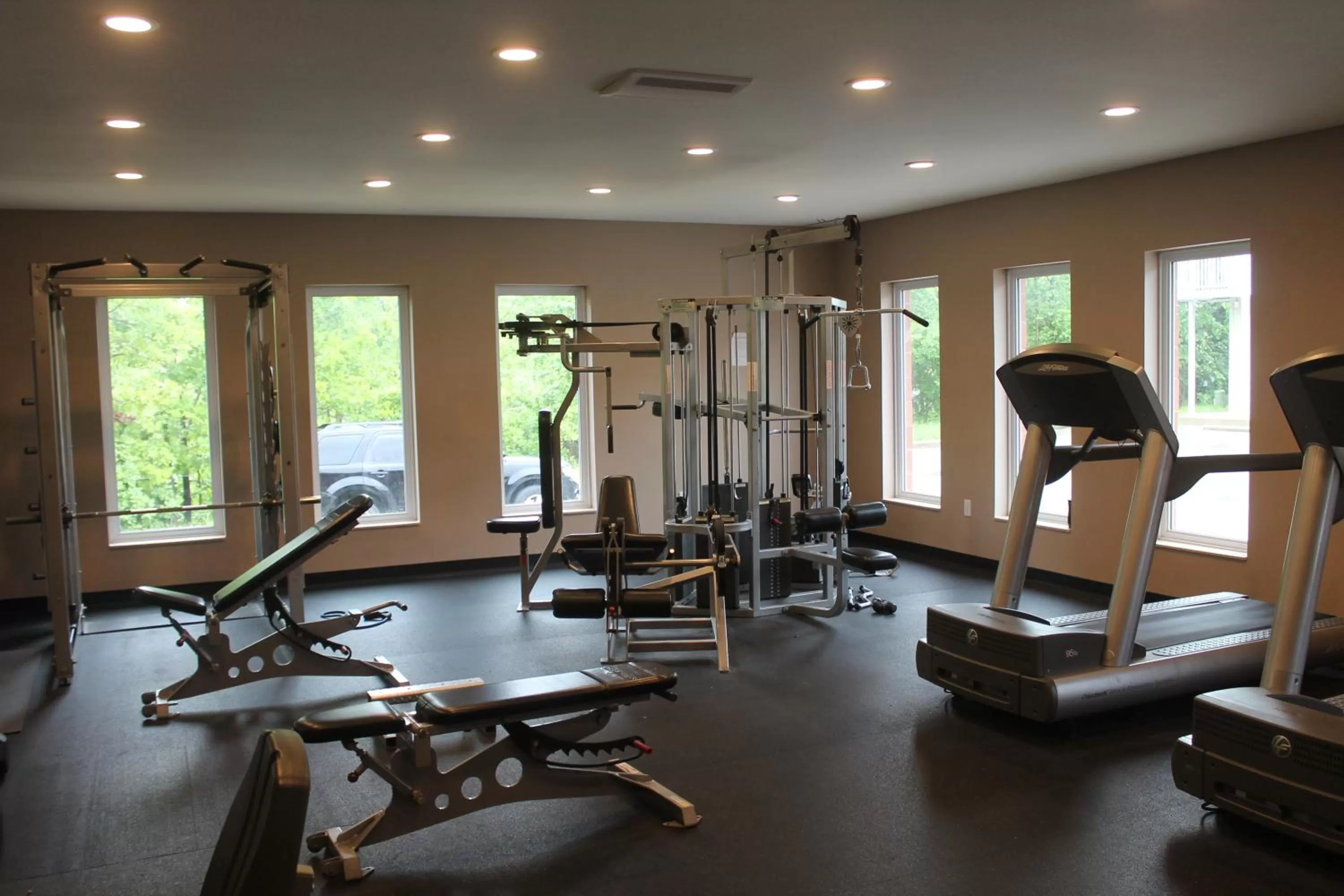 Fitness centre/facilities in Bell's Extended Stay and Suites