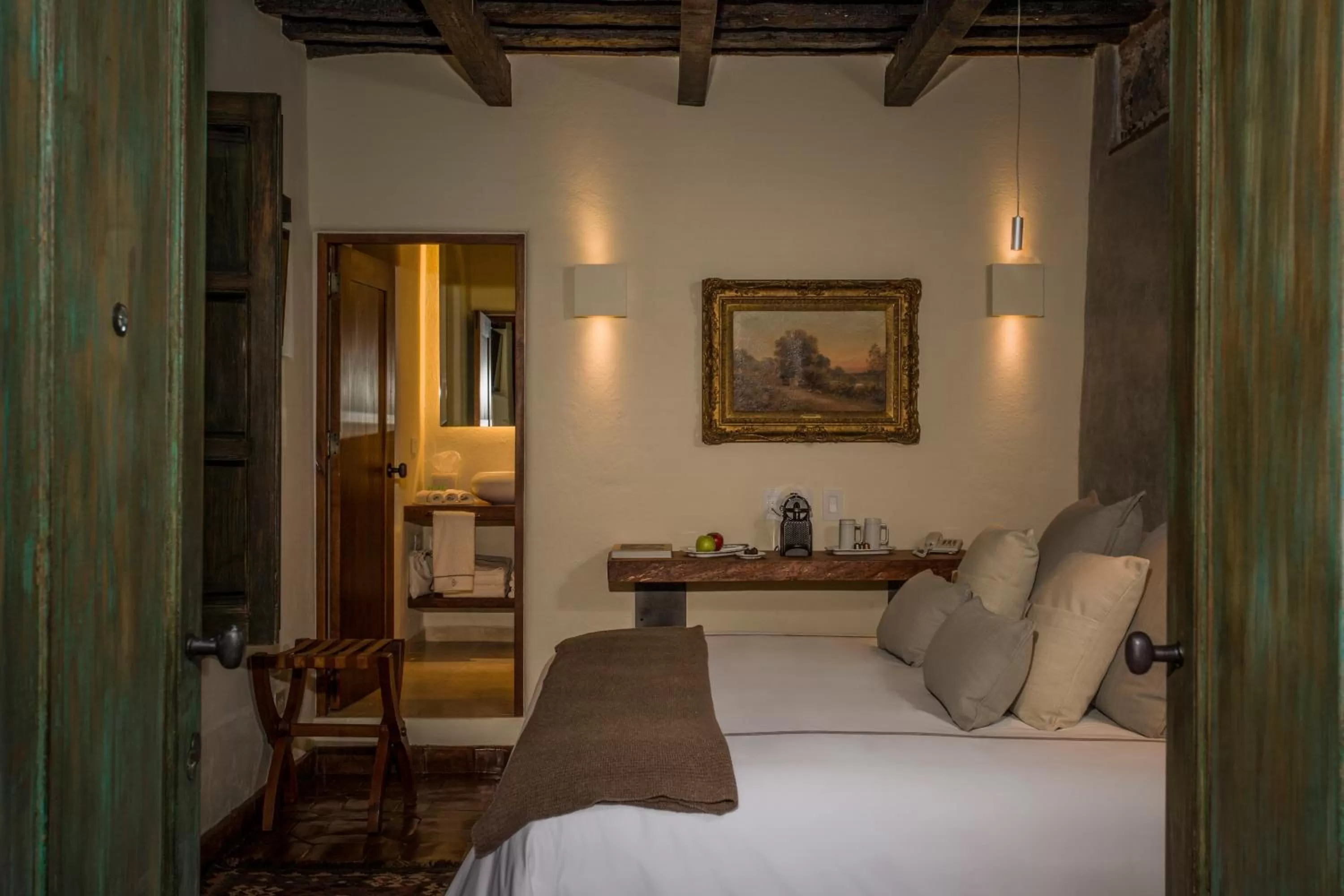 Photo of the whole room, Bed in Casa No Name Small Luxury Hotel