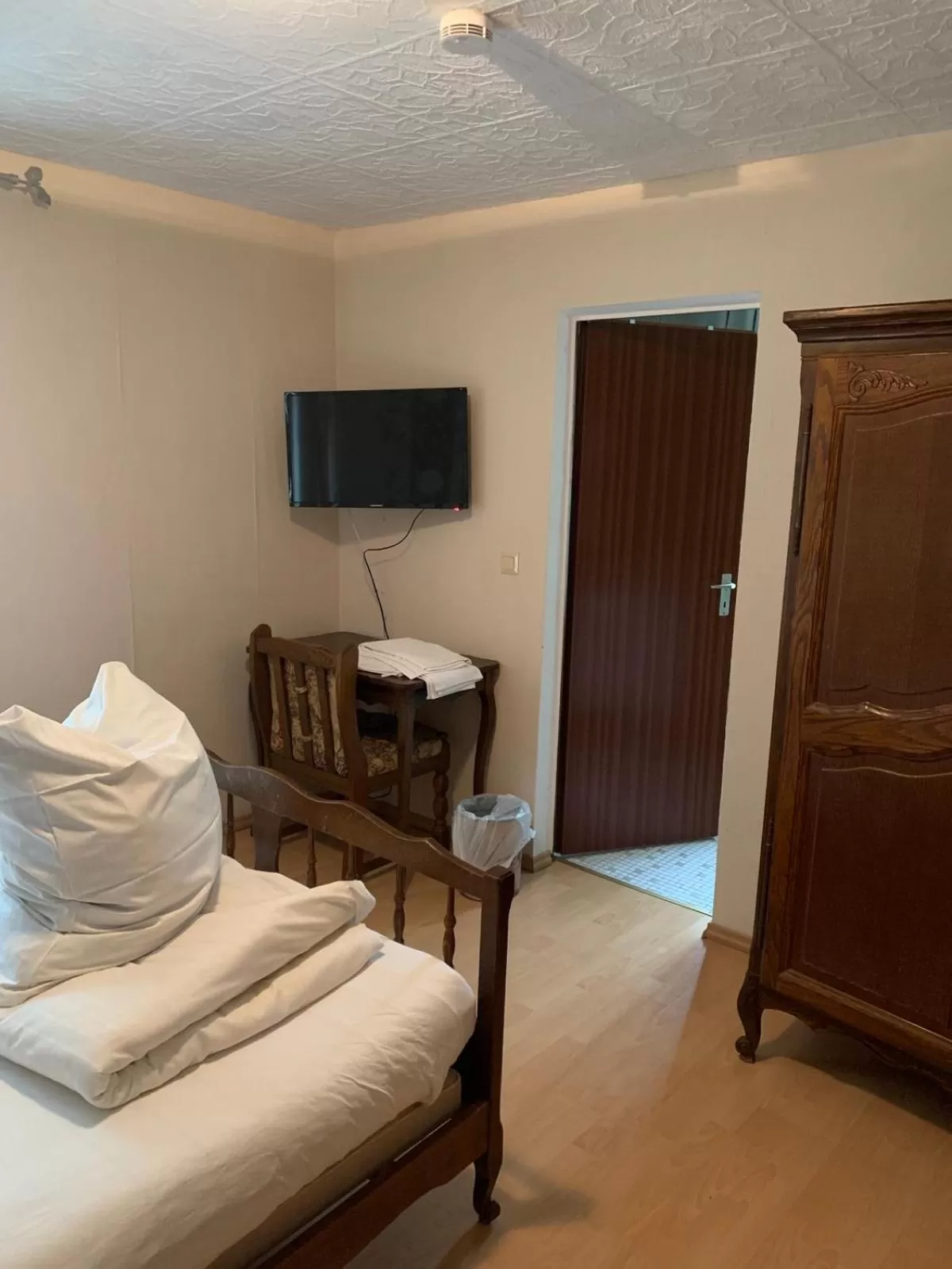 TV and multimedia in Hotel Restaurant El Greco bei der Taffingsmühle