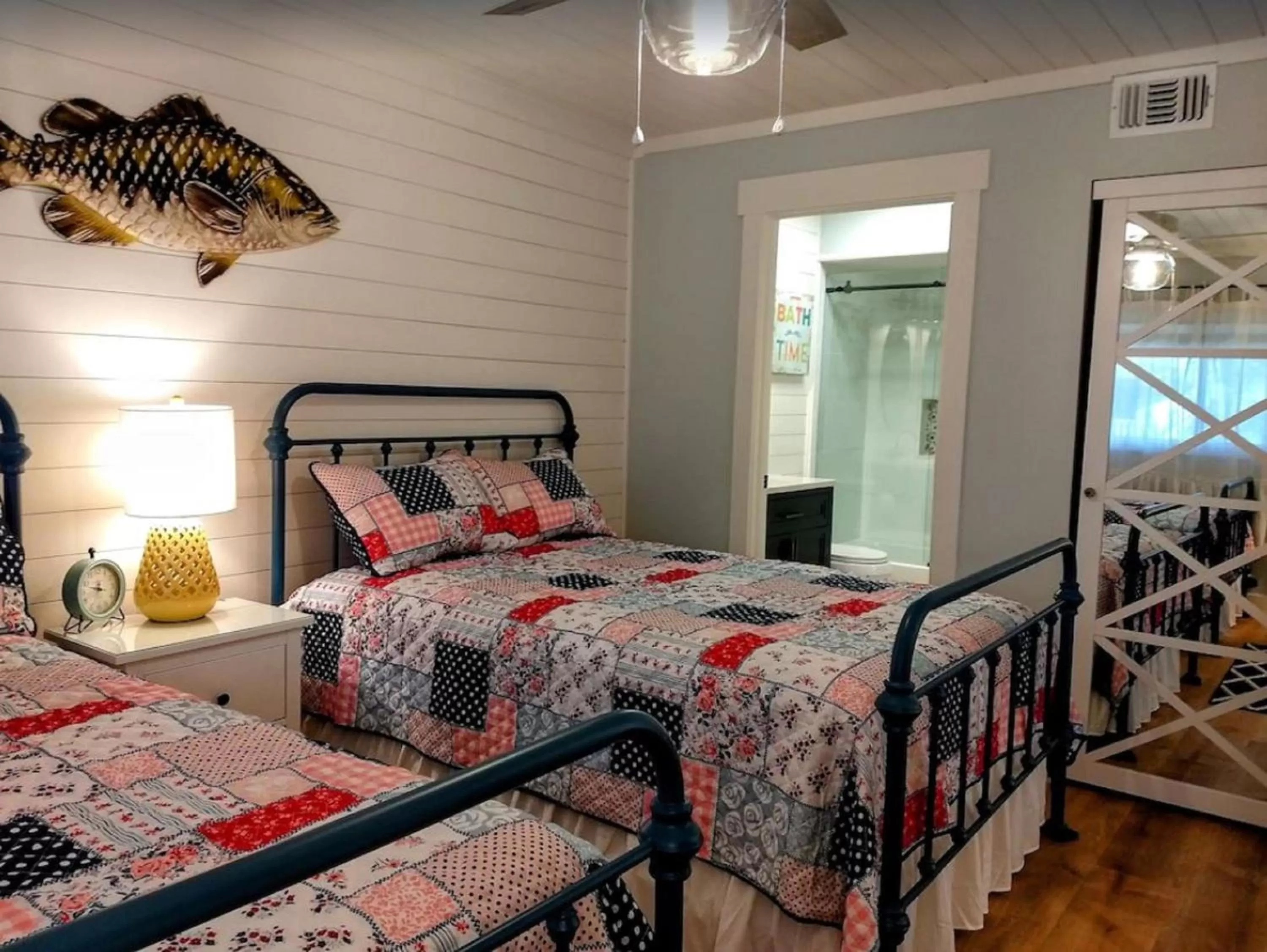 Bed in Ocean Gate at Hibiscus Resort