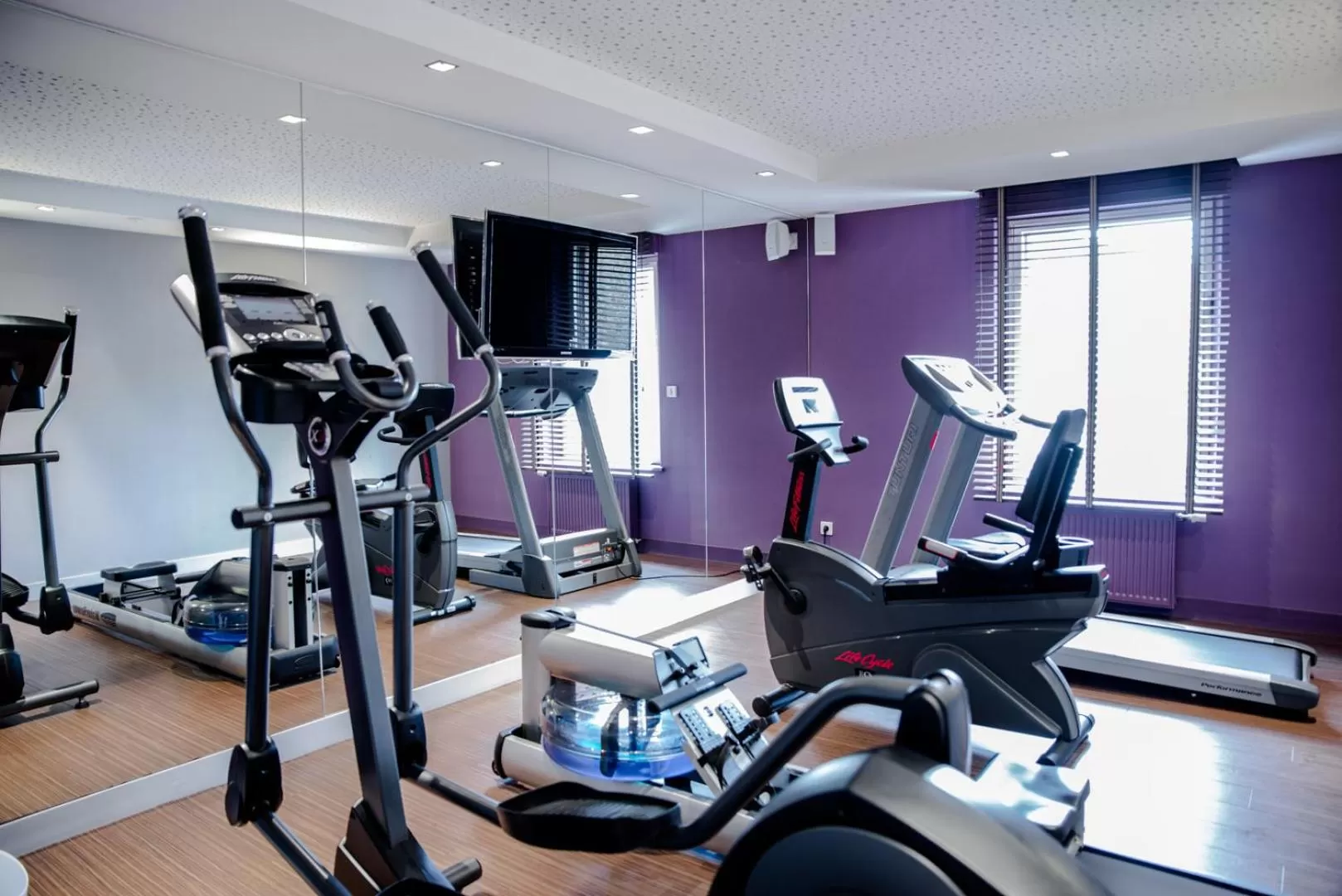 Fitness centre/facilities in Mercure Dinan Port Le Jerzual