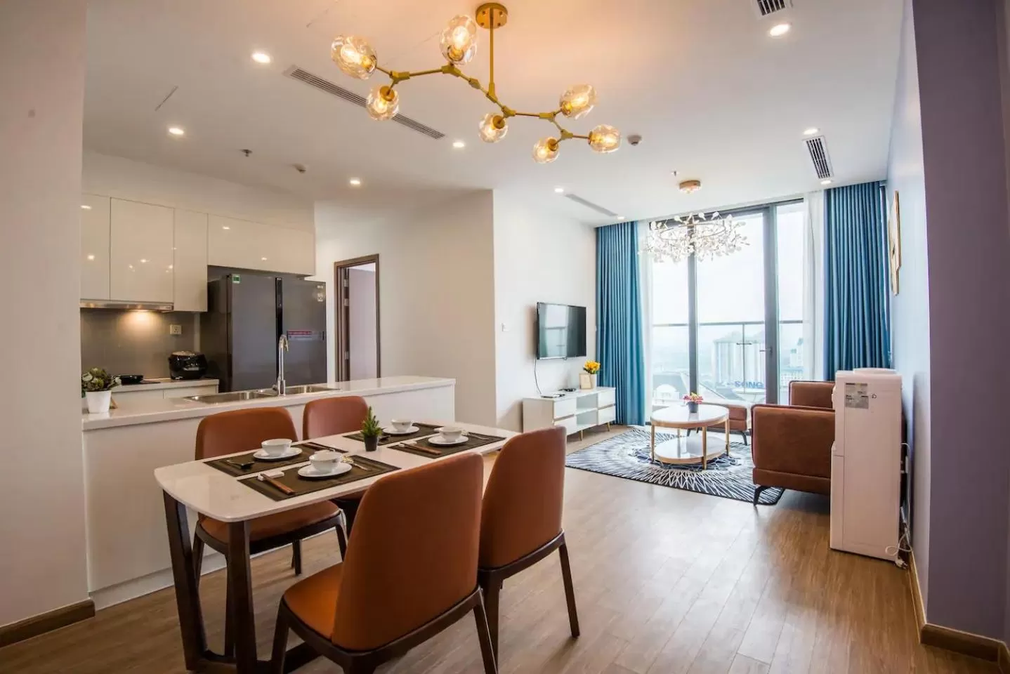 Dining Area in Vinhomes Skylake Apartment - by Bayhomes