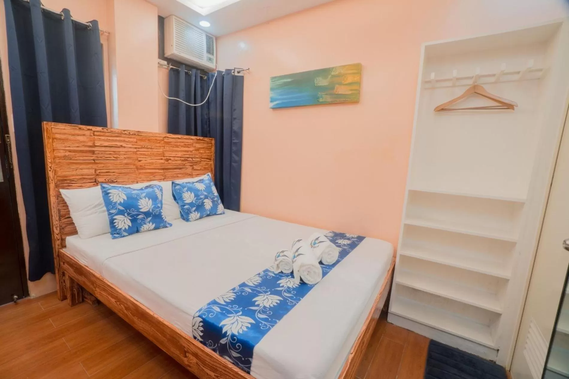 Bed in Skylodge Resort