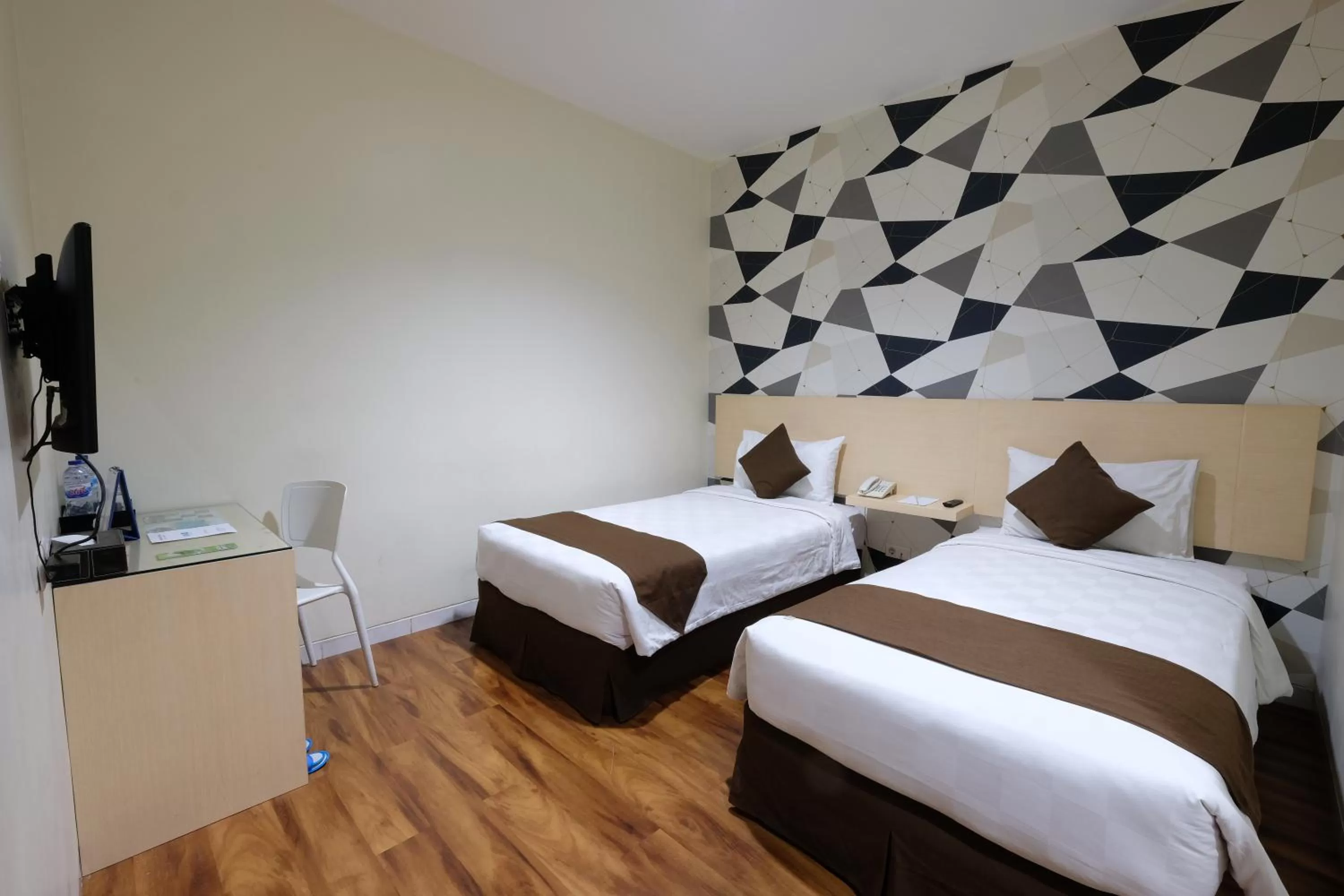 Bedroom, Bed in Hotel 88 Mangga Besar Raya 120 Jakarta By WH