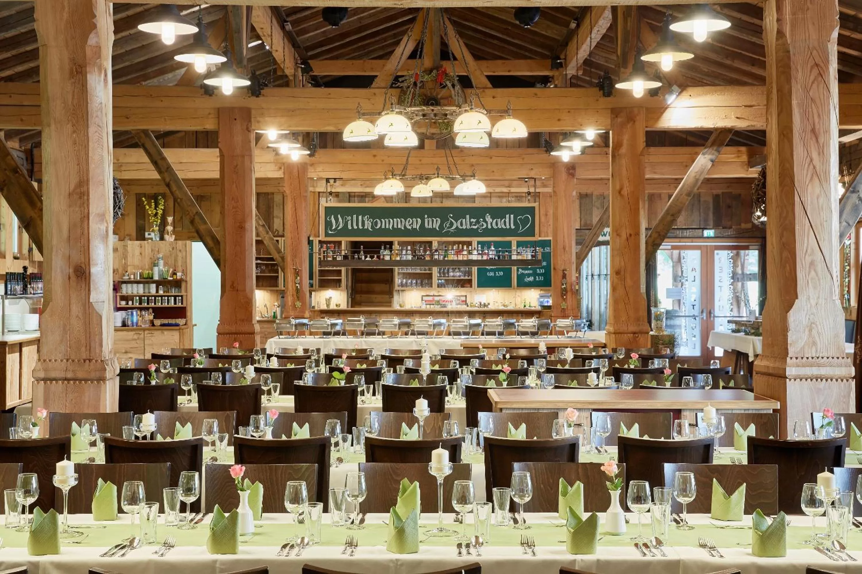 Restaurant/places to eat in Gasthof Salzstadl