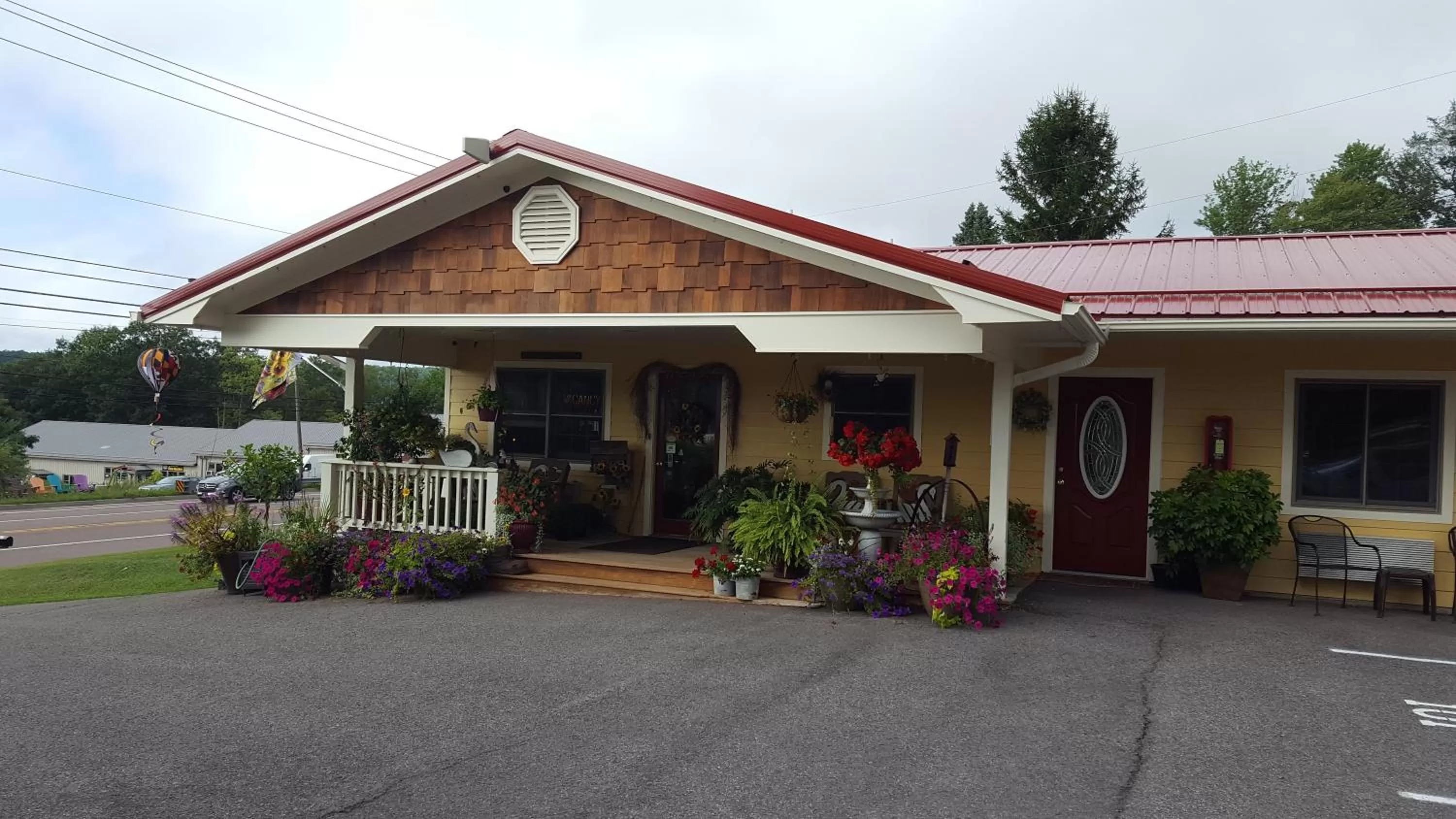 Property building in The Garrett Inn