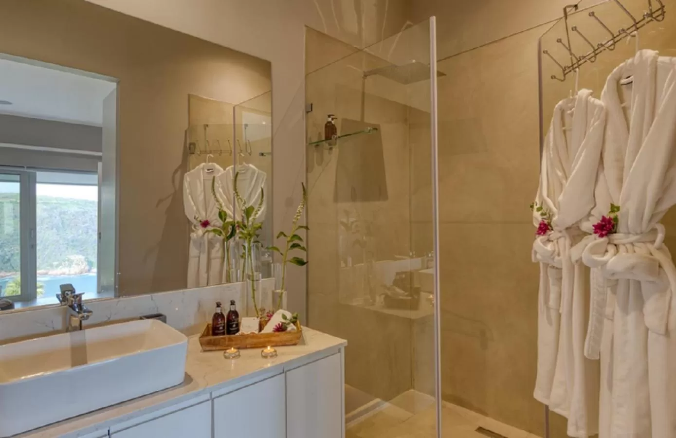 Bathroom in Crown on the Heads