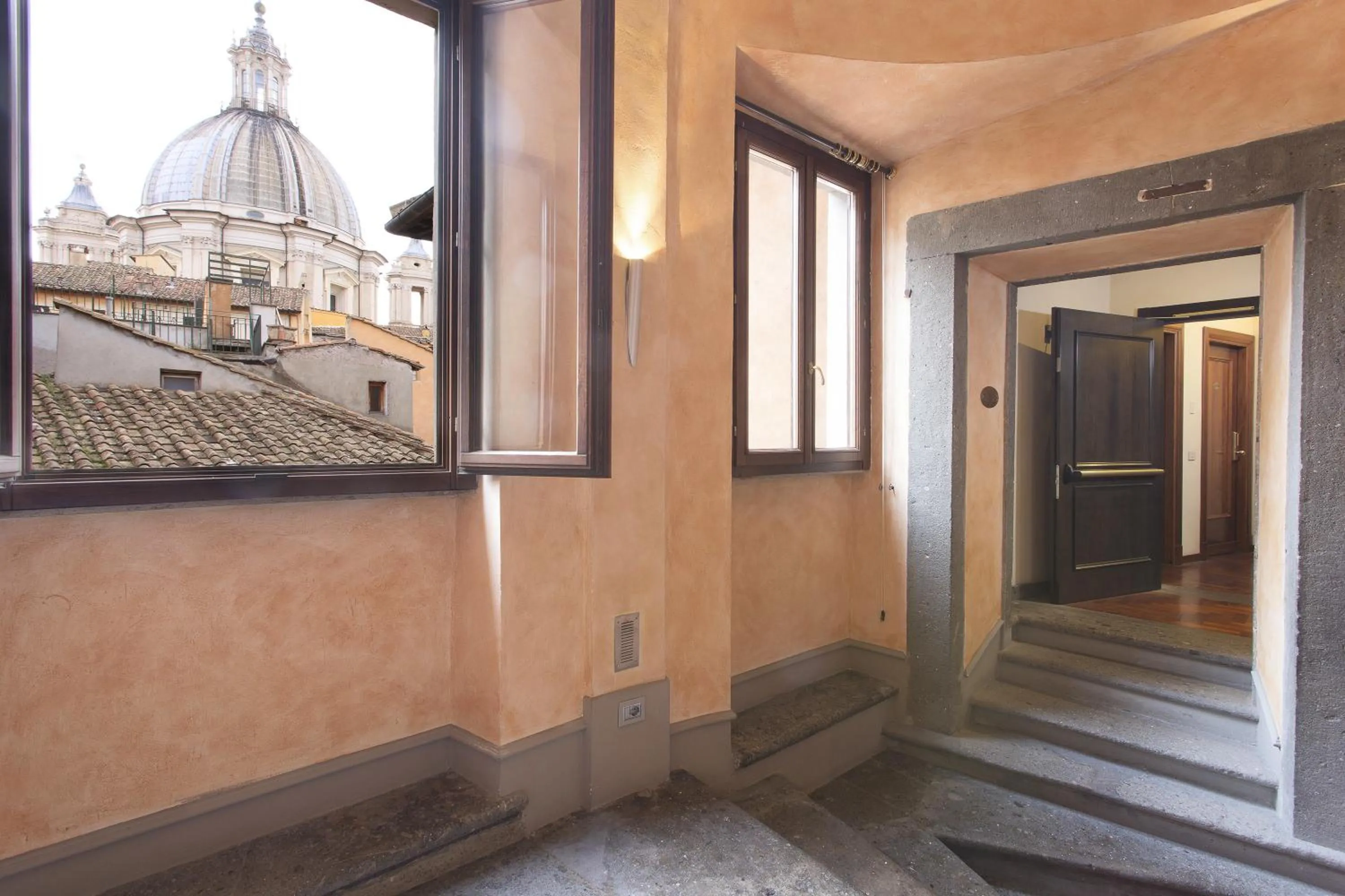 City view in Hotel Teatro Pace