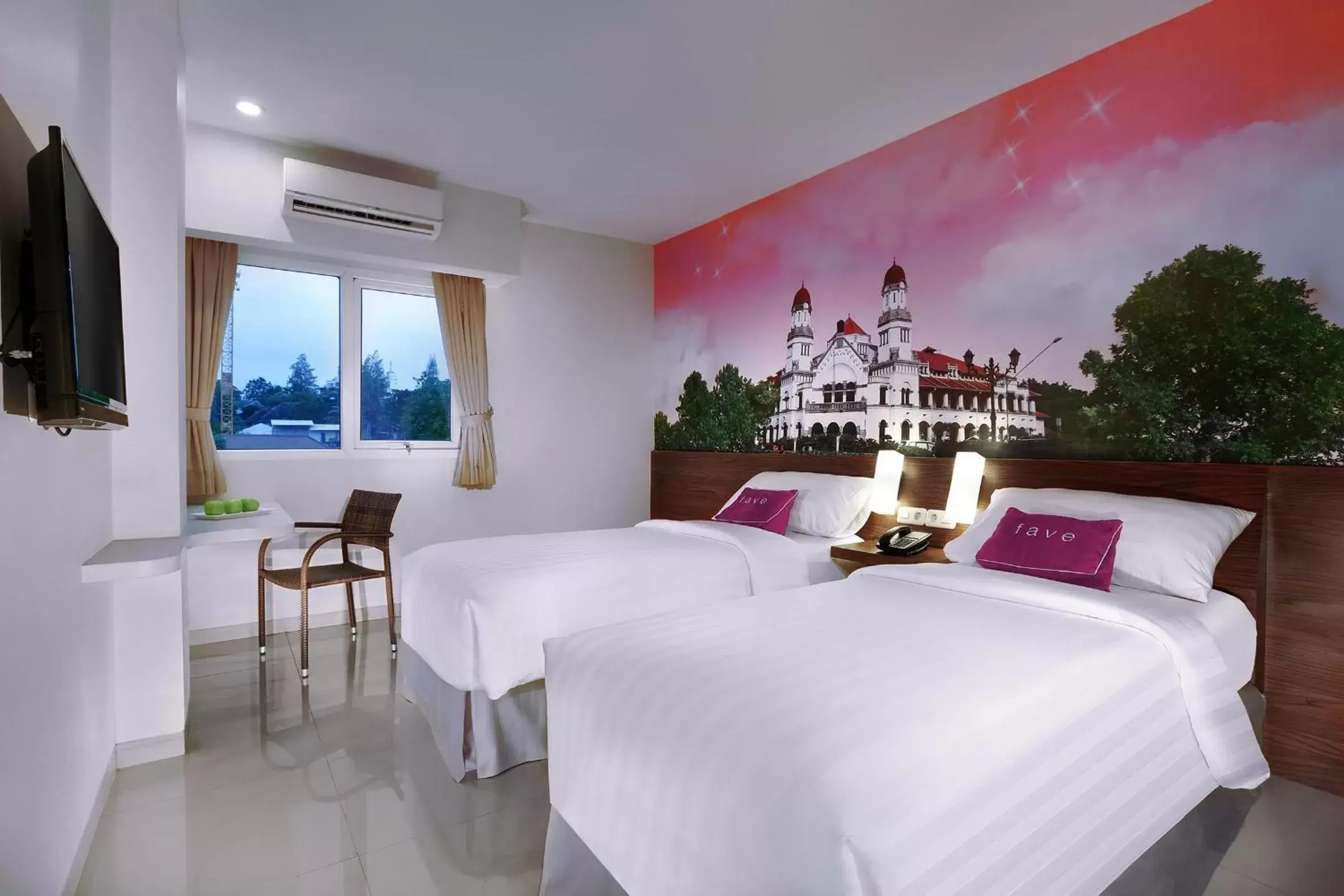 Standard Double or Twin Room in favehotel Simpang Lima - Semarang Standard Double or Twin Room in favehotel Simpang Lima - Semarang