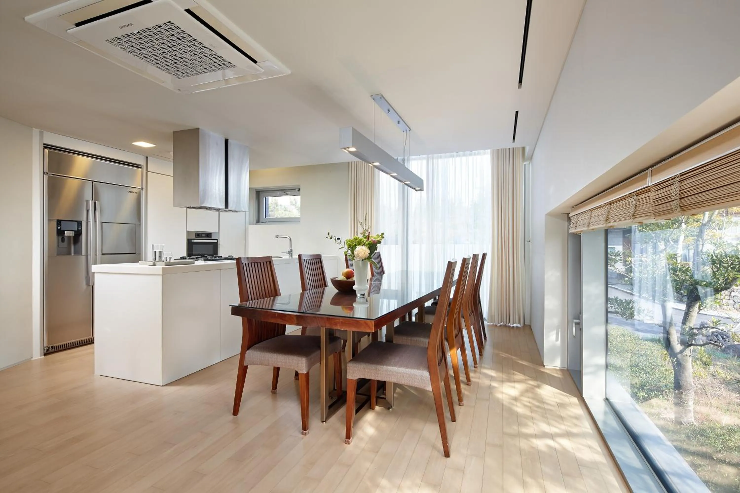 Kitchen or kitchenette in Lotte Resort Jeju Artvillas