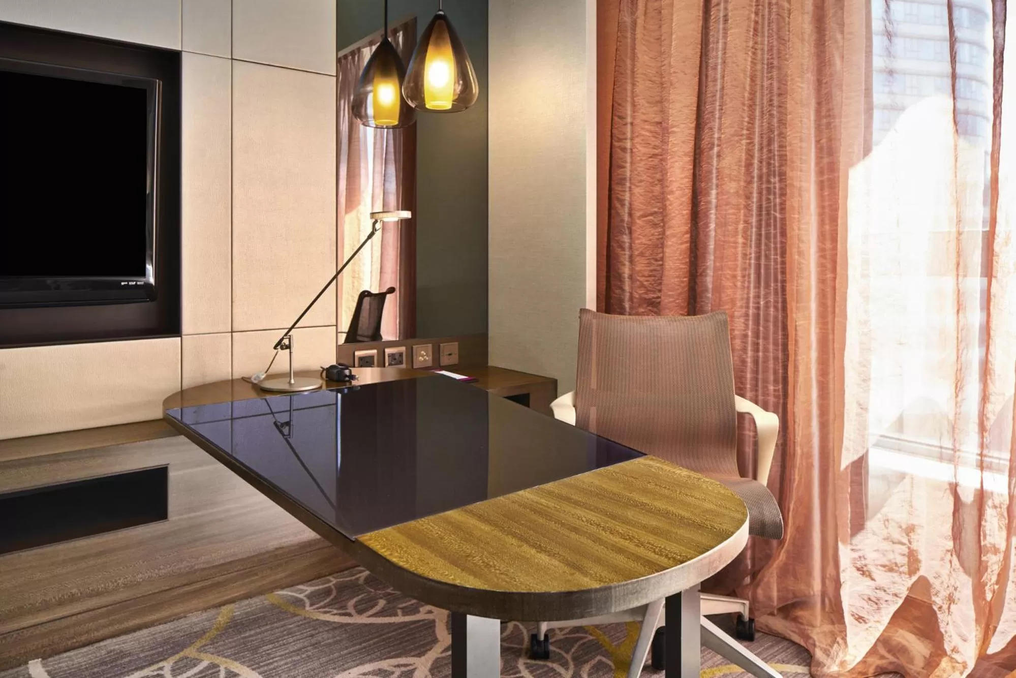 Guests in Crowne Plaza Hong Kong Kowloon East by IHG