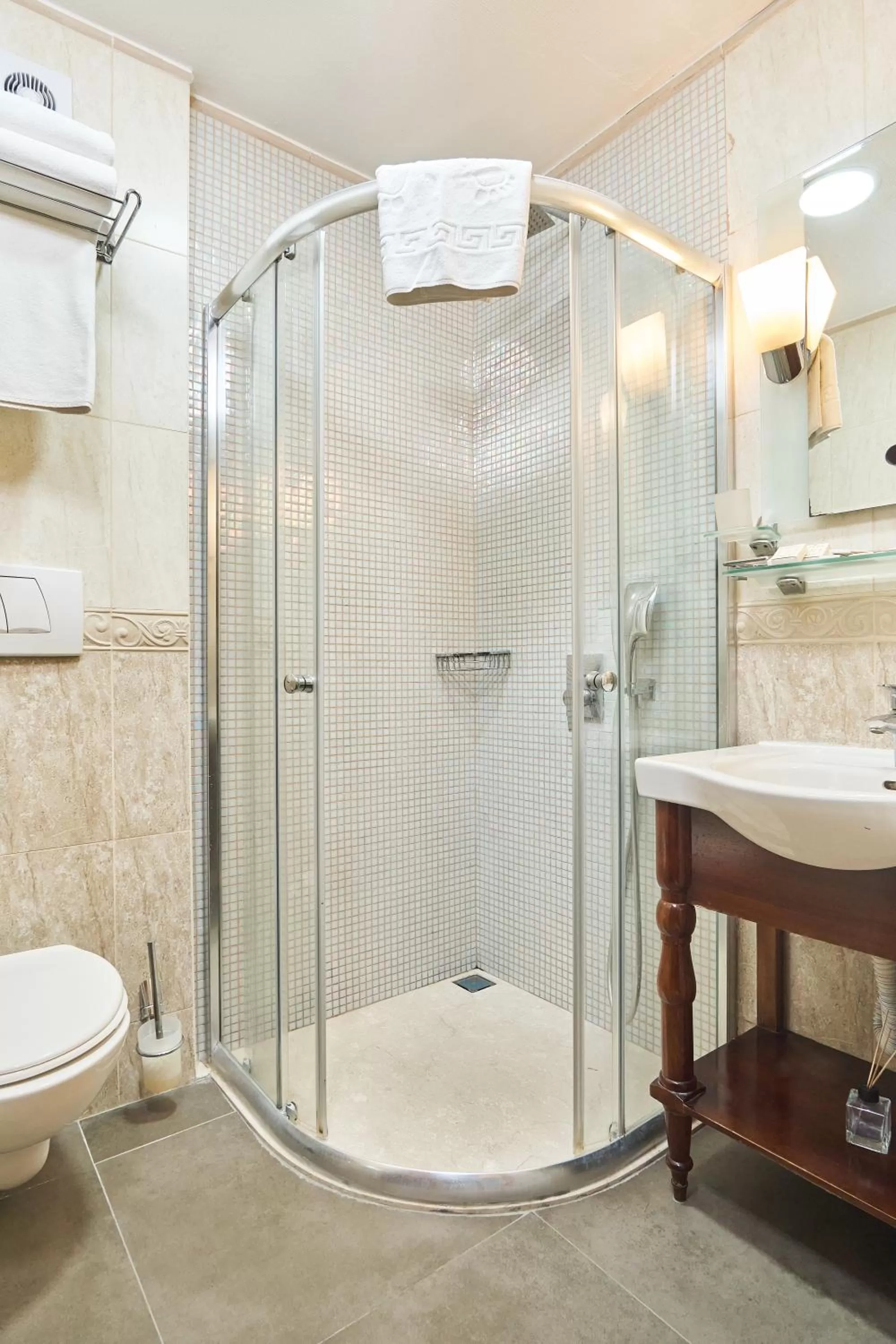 Bathroom in Best Western Empire Palace Hotel & Spa