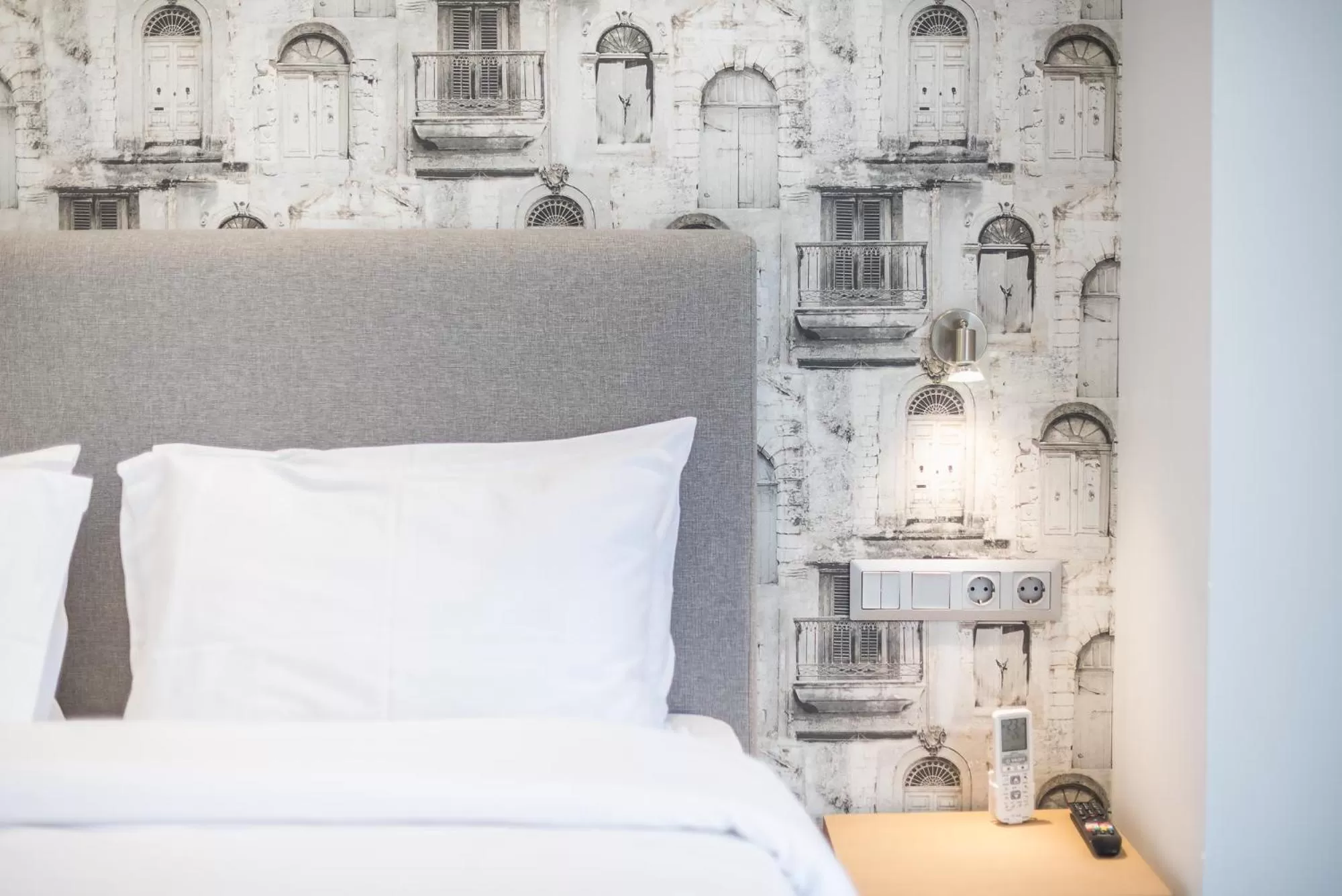 Bed in Athens Lights