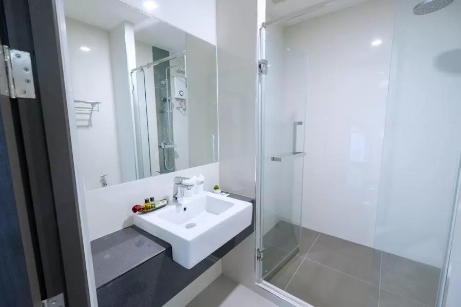Bathroom in Clover Hotel Hatyai