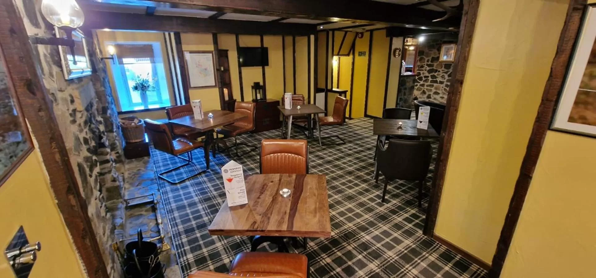 Lounge or bar in The Inn At Lathones